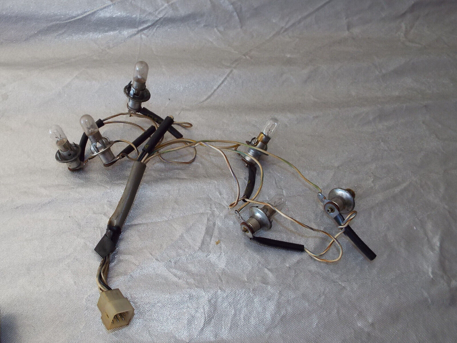 Seeburg USC1 and 2 Selection Lamp Harness w/Sockets and Lamps