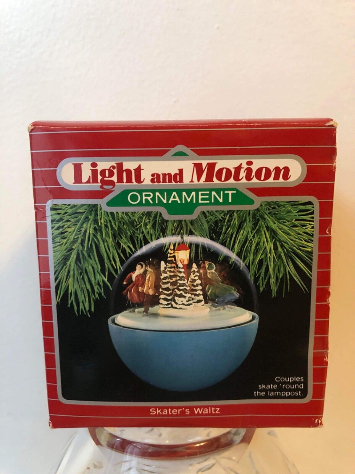 Vintage 1988 Hallmark Ornament Lights Motion Skater’s Waltz Video Inside