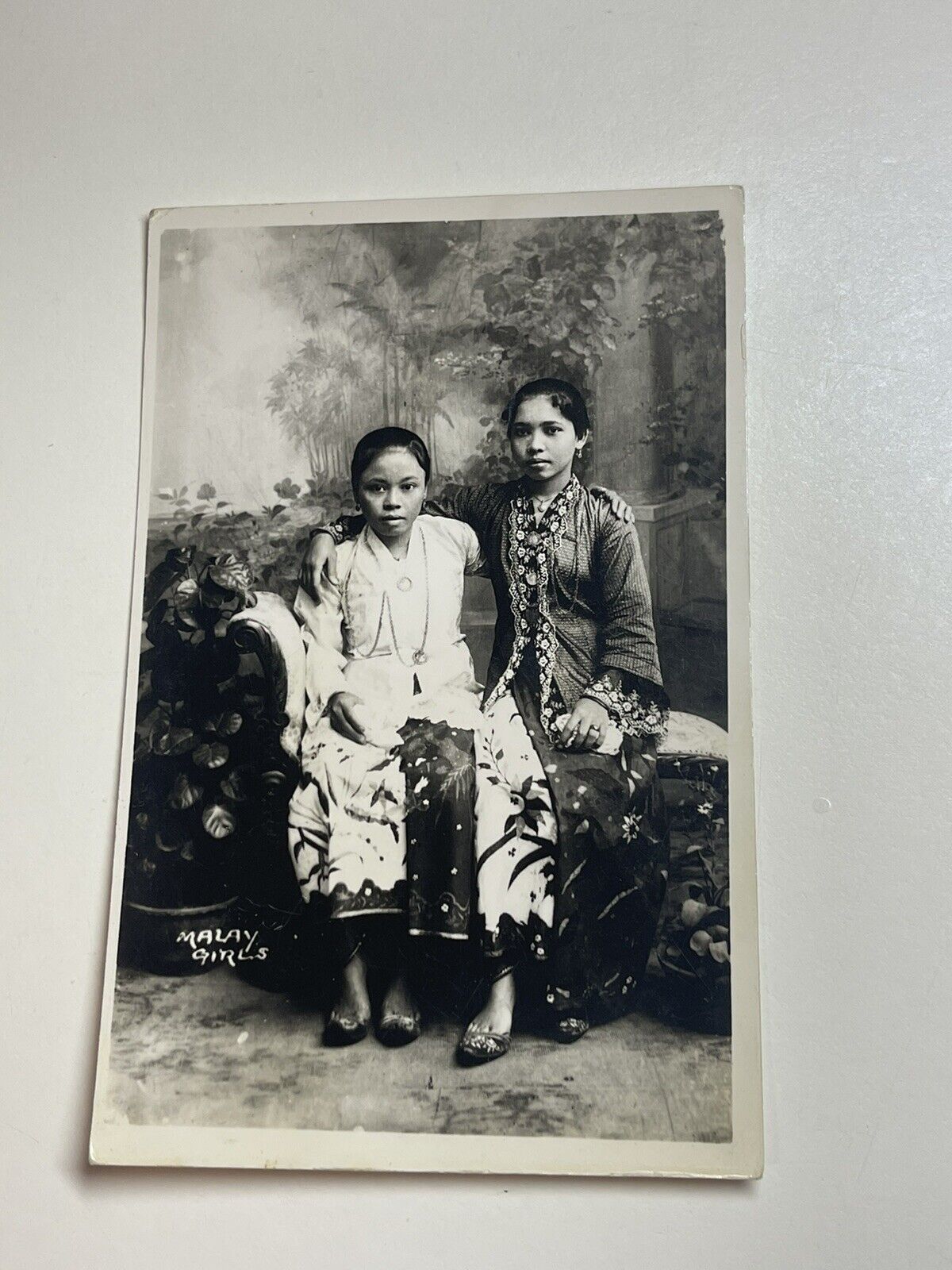 RPPC Postcard 1910 Two Malay ladies dressed in their kebayas Collection