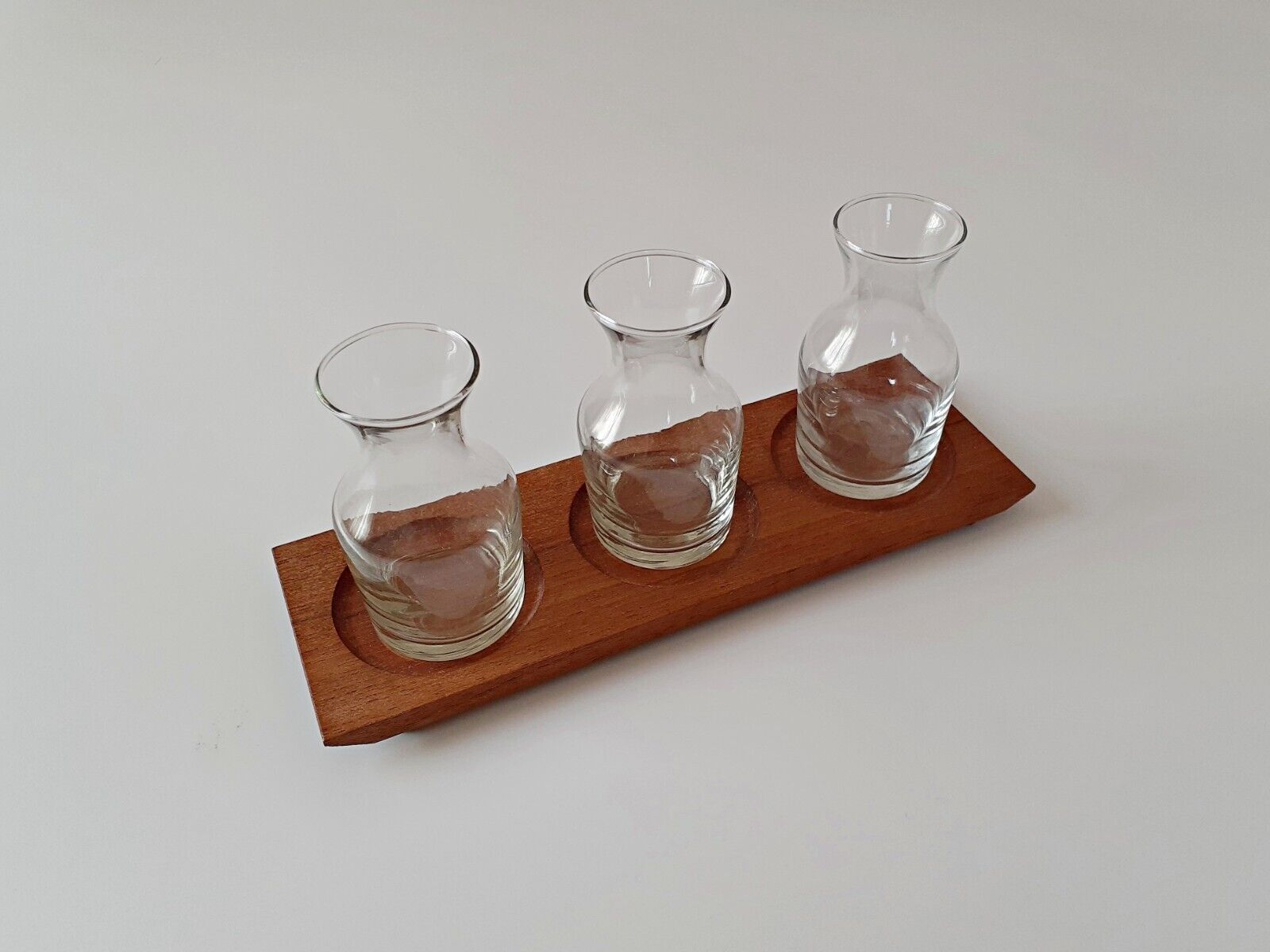 Vintage Wood Liquor/Sake/Beer/Wine Flight Board 3 cup Made in Japan MCM. OMC.