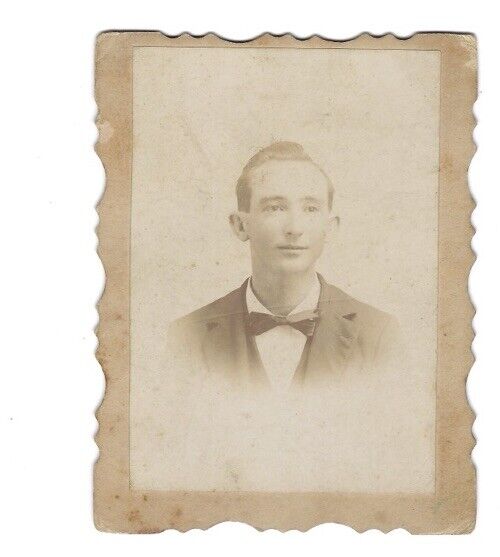 c1890s Handsome Well Dressed Dapper Man Suit Card Antique Victorian