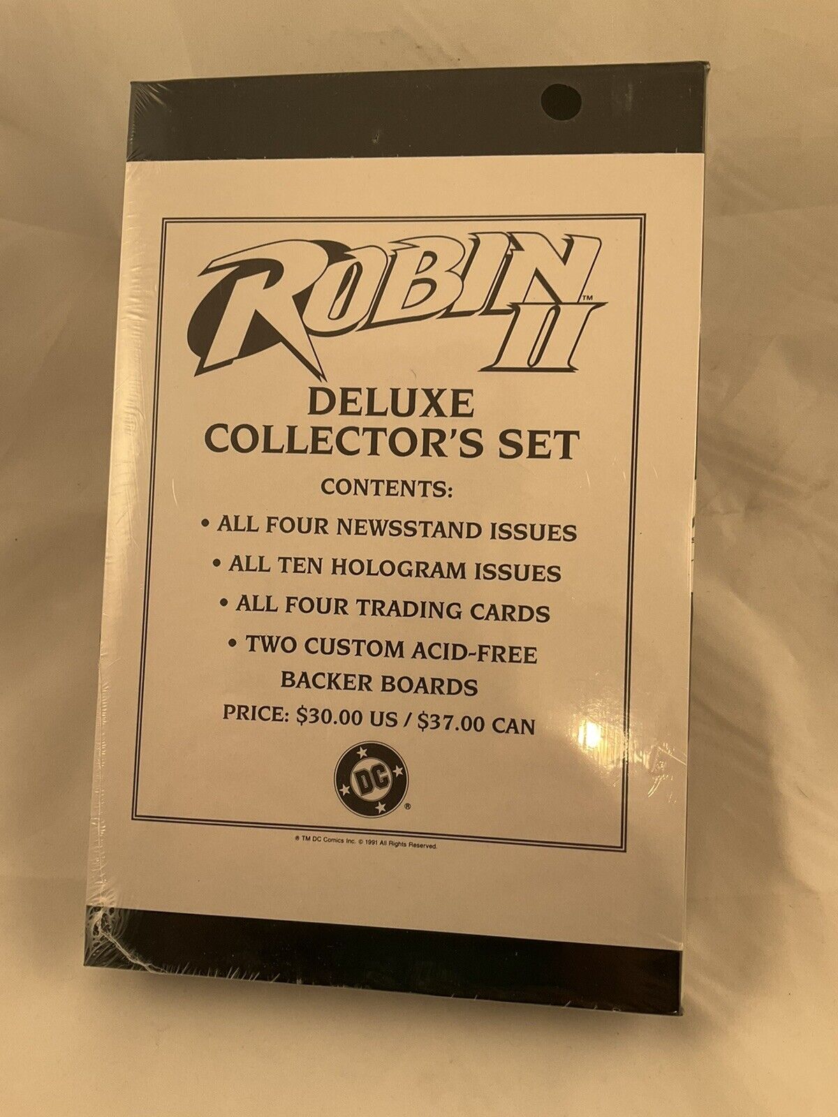 ROBIN 2 DELUXE COLLECTOR'S SET 4 ISSUES, 10 HOLOGRAMS, 4 CARDS, 2 BOARDS SEALED