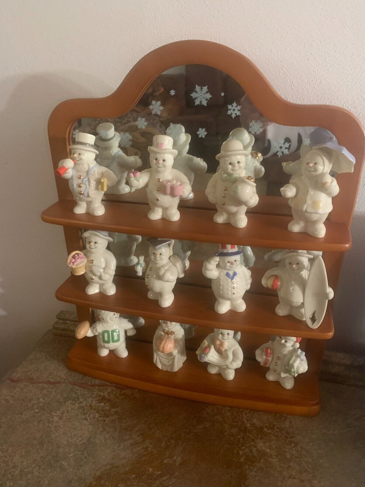 Retired 2000 Lenox 12 Months of Snowmen Figurines with Shelf