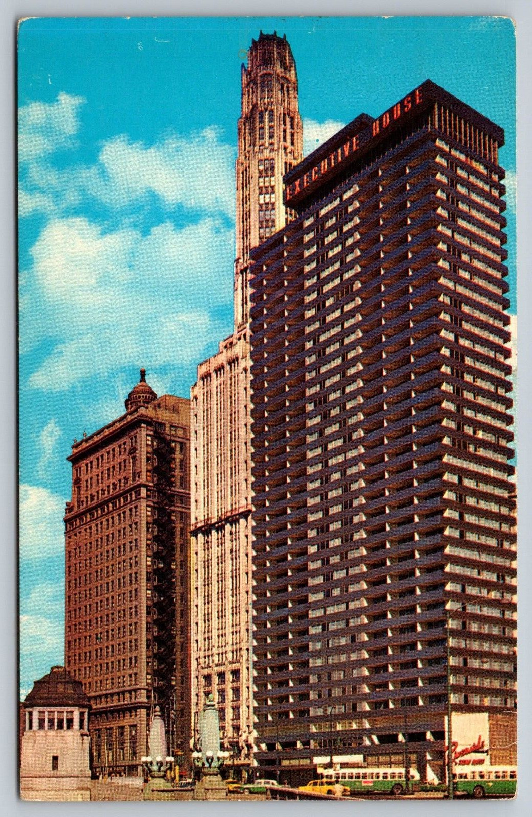 Executive House Hotel, Chicago IL Vintage Postcard