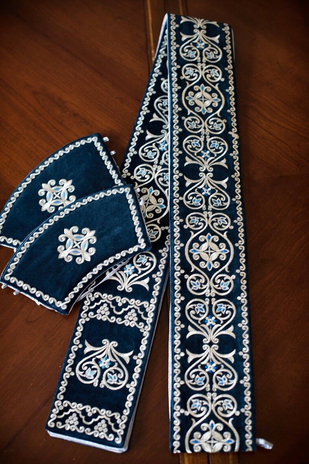 Orthodox deacon orarion and cuffs dark blue and silver