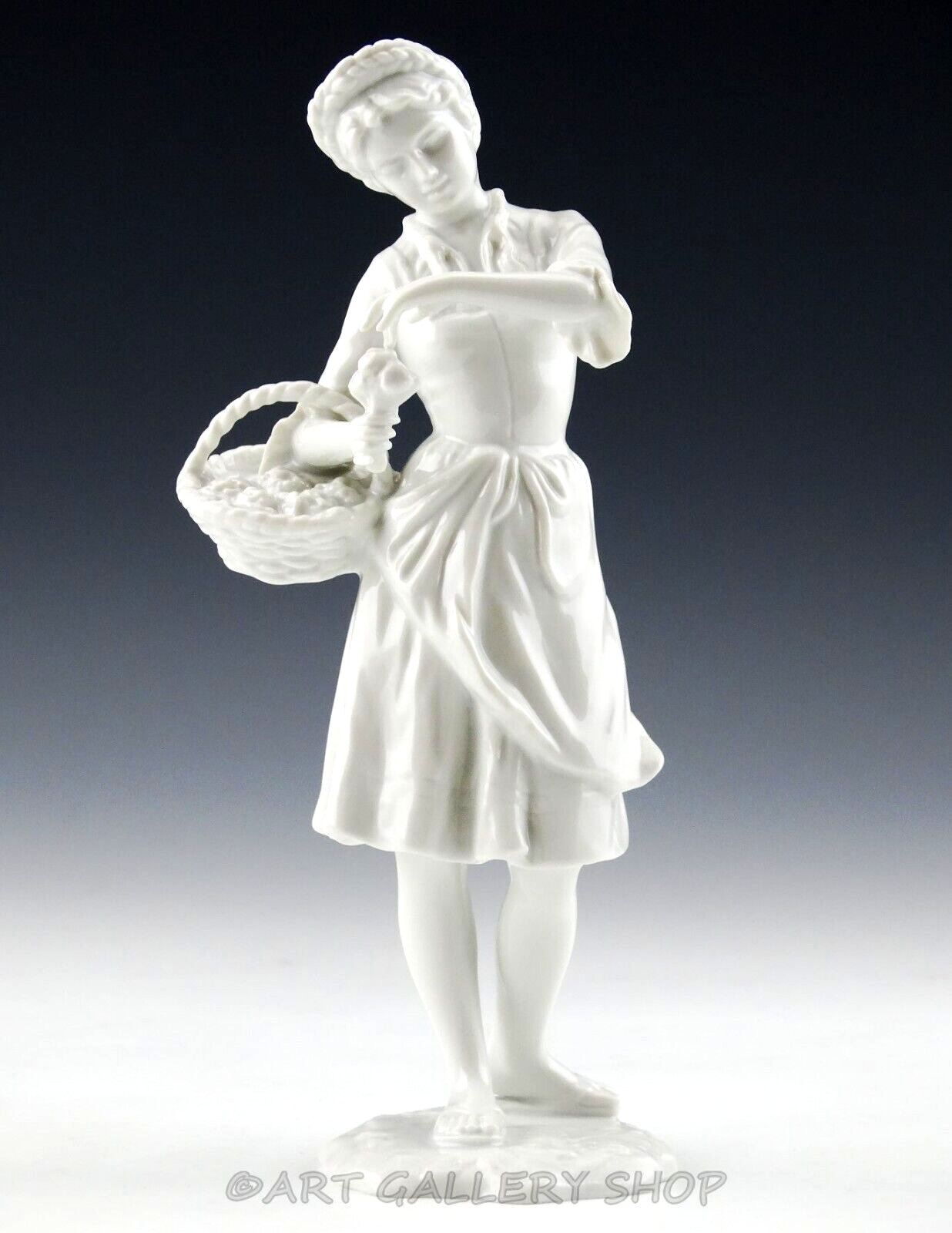 Kaiser Germany Figurine #430 FOLK GIRL WITH FLOWERS & BASKET By G. Bochmann Mint