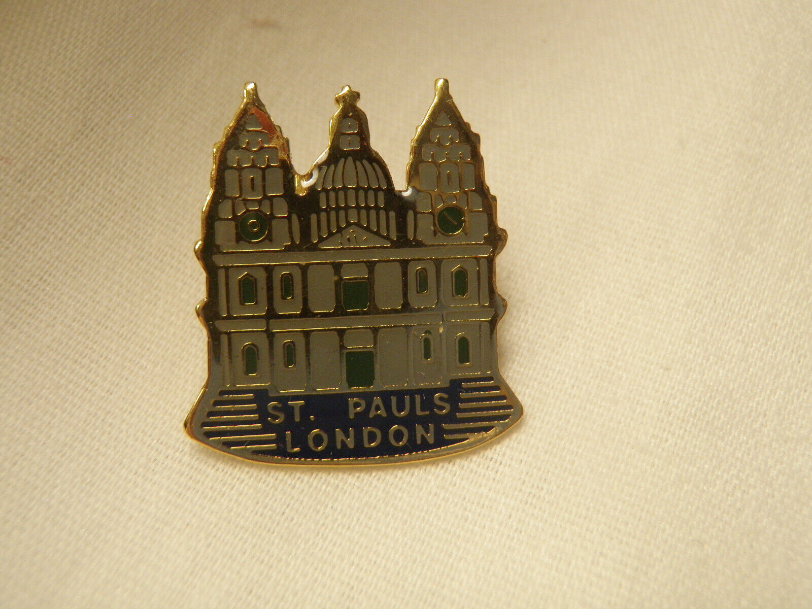 ST. PAUL’S LONDON ENGLAND Souvenir Pin