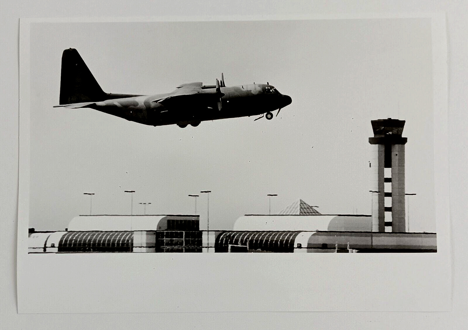 1992 Charlotte Douglas Airport C-130 Transport Plane Air National Guard Photo NC