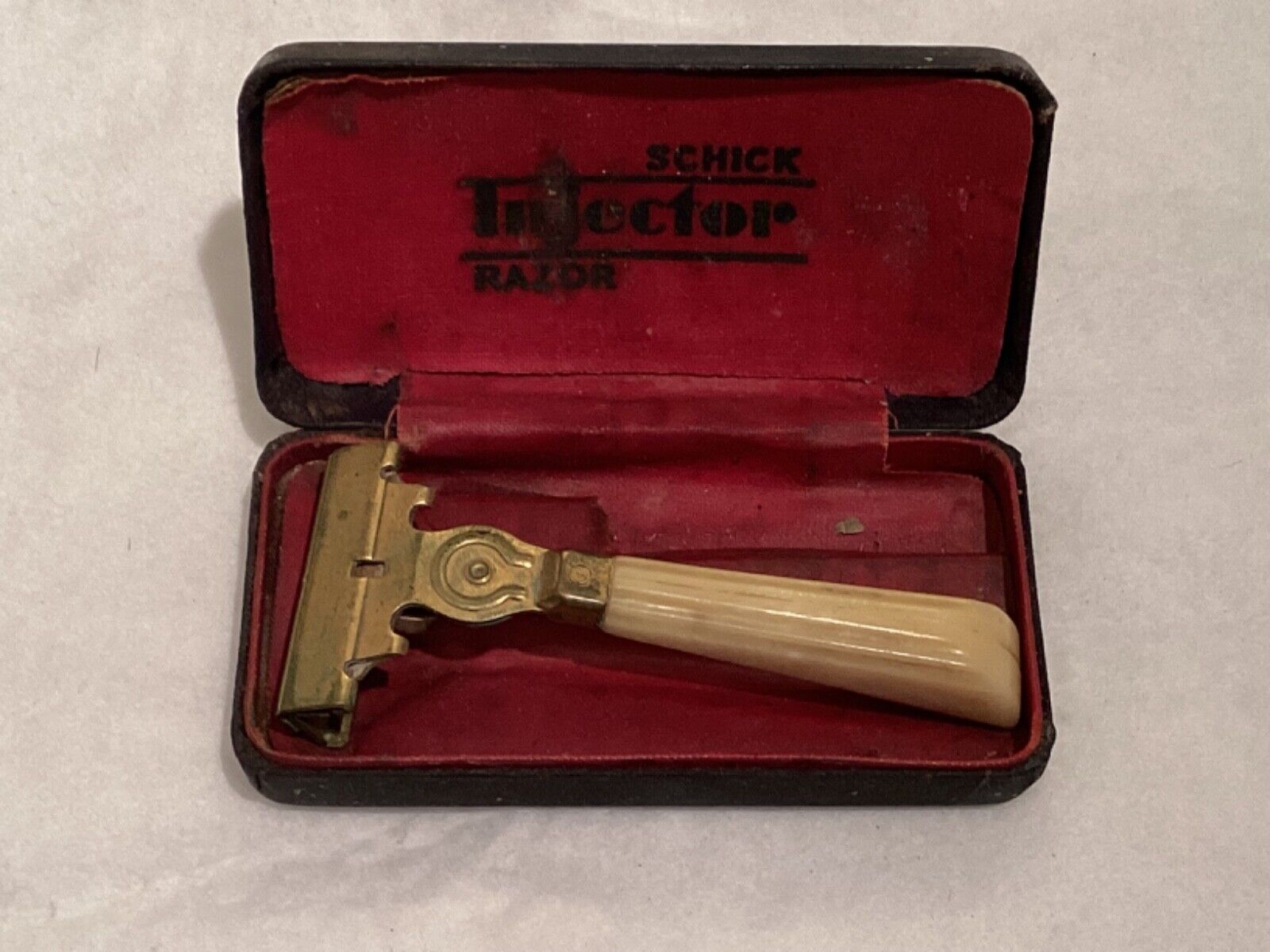 Vintage Antique Schick Injector Razor With Case Bakelite Handle