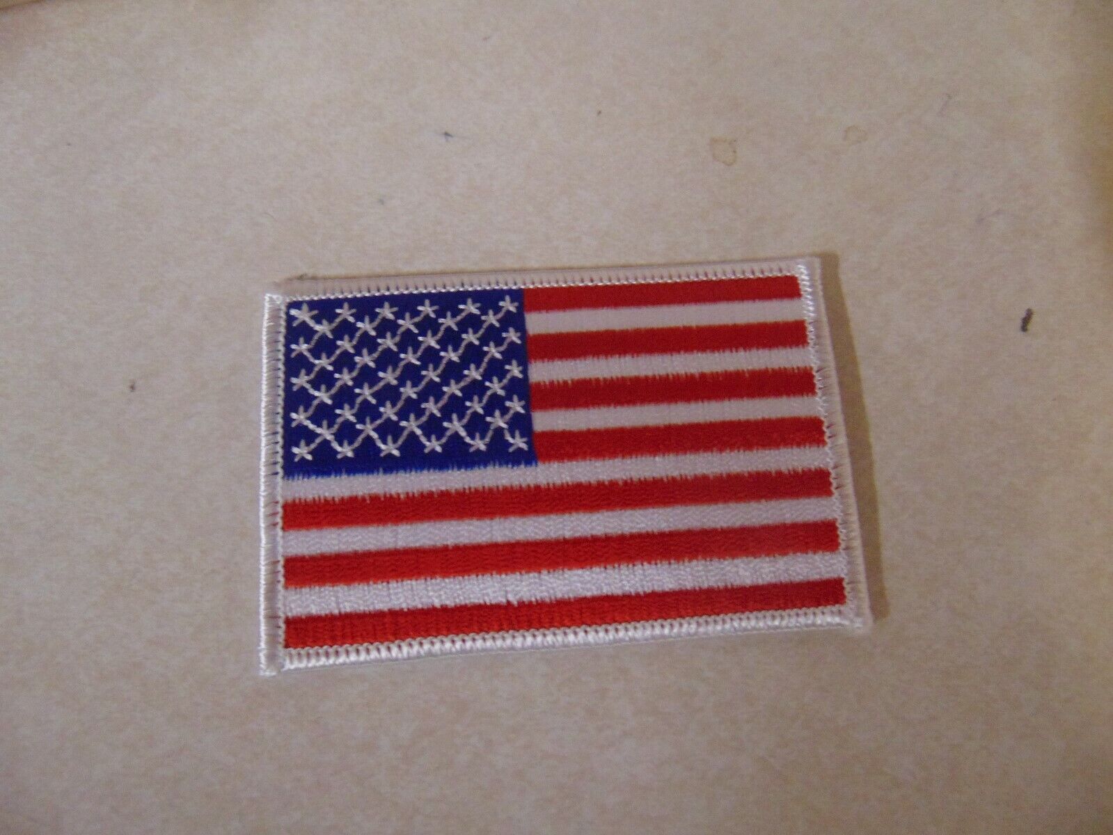 AMERICAN MILITARY PATCH SHOULDER FLAG STYLE SEW ON 3 1/2 X 2 1/4 INCH RED WHITE 