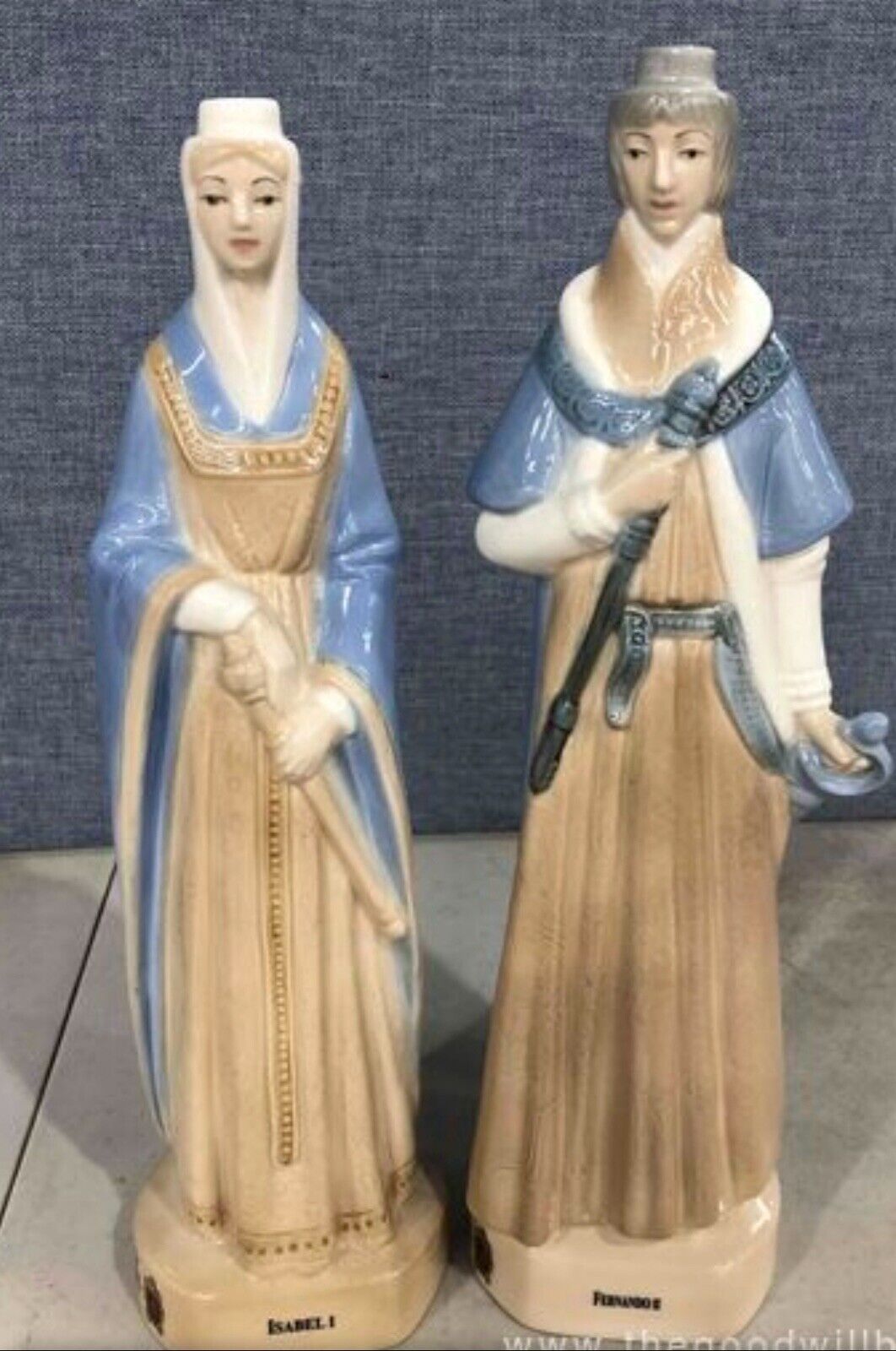 VTG Special Edition two decanters Queen Isabel I/King Fernando II Figures 15”