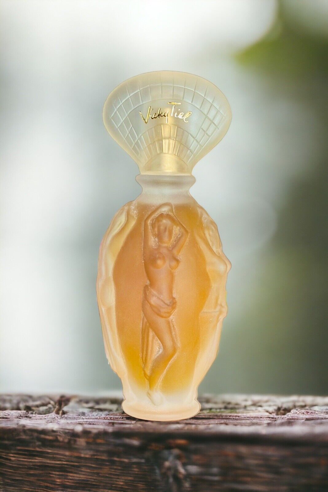 Vicky Tiel Originale Eau De Parfum Spray 3.3 Oz Vintage Frosted Glass Bottle