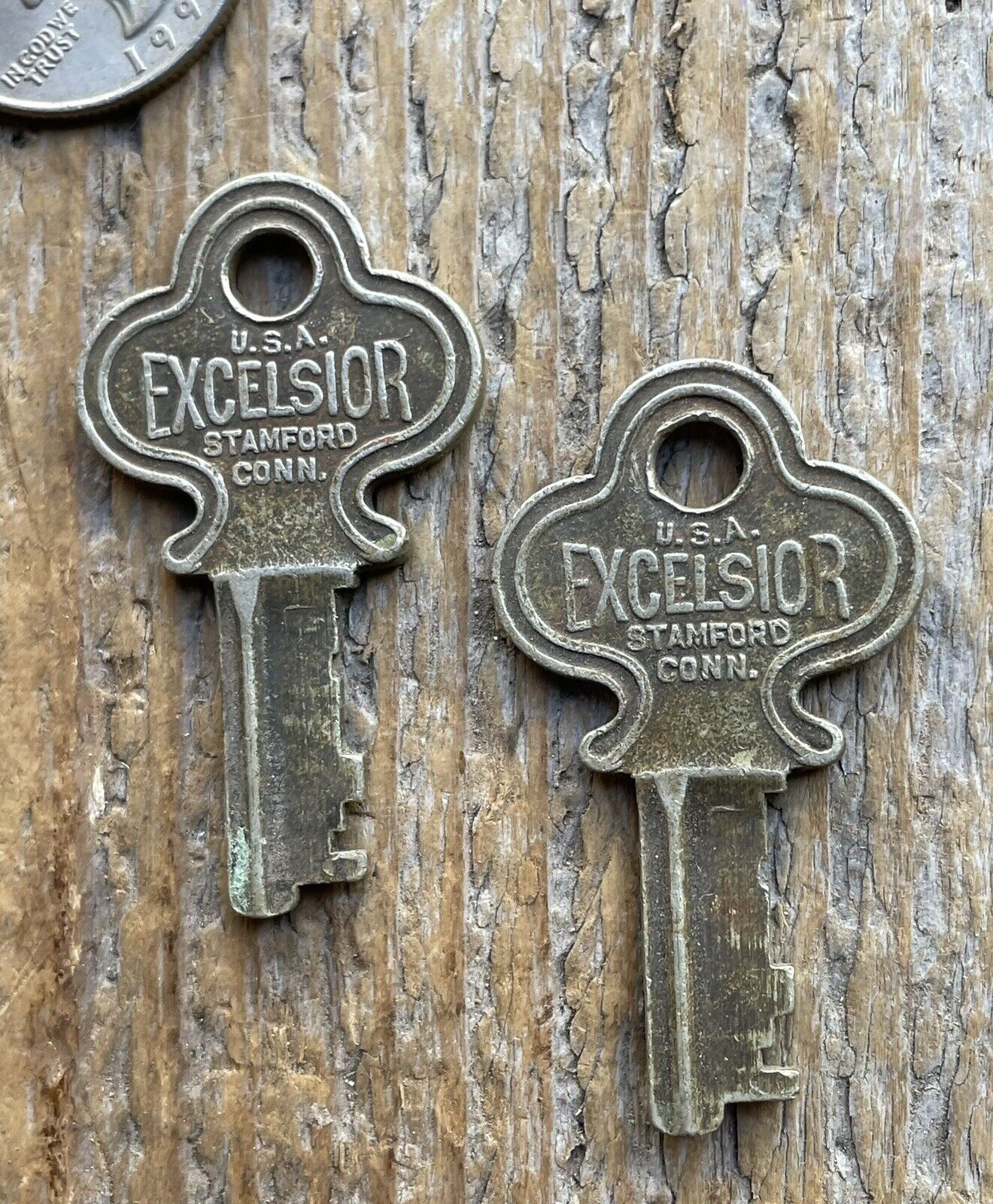 Vintage Excelsior Brass Keys #53260 Steamer Trunk Suitcase Briefcase Luggage