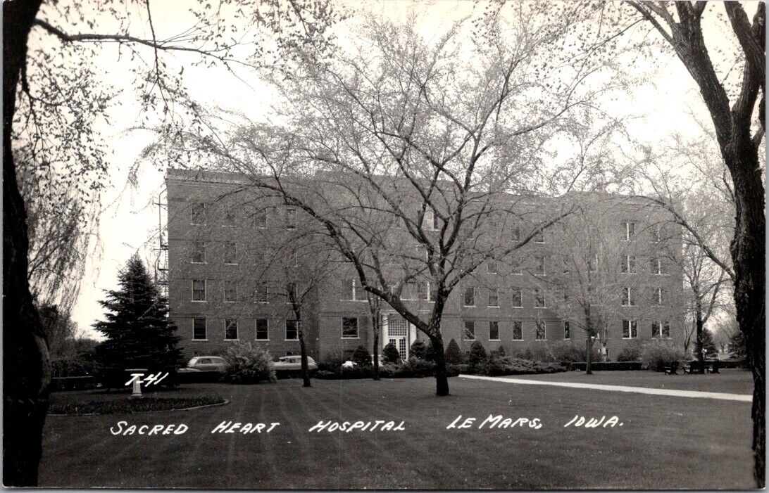 Real Photo Postcard Sacred Heart Hospital in Le Mars, Iowa