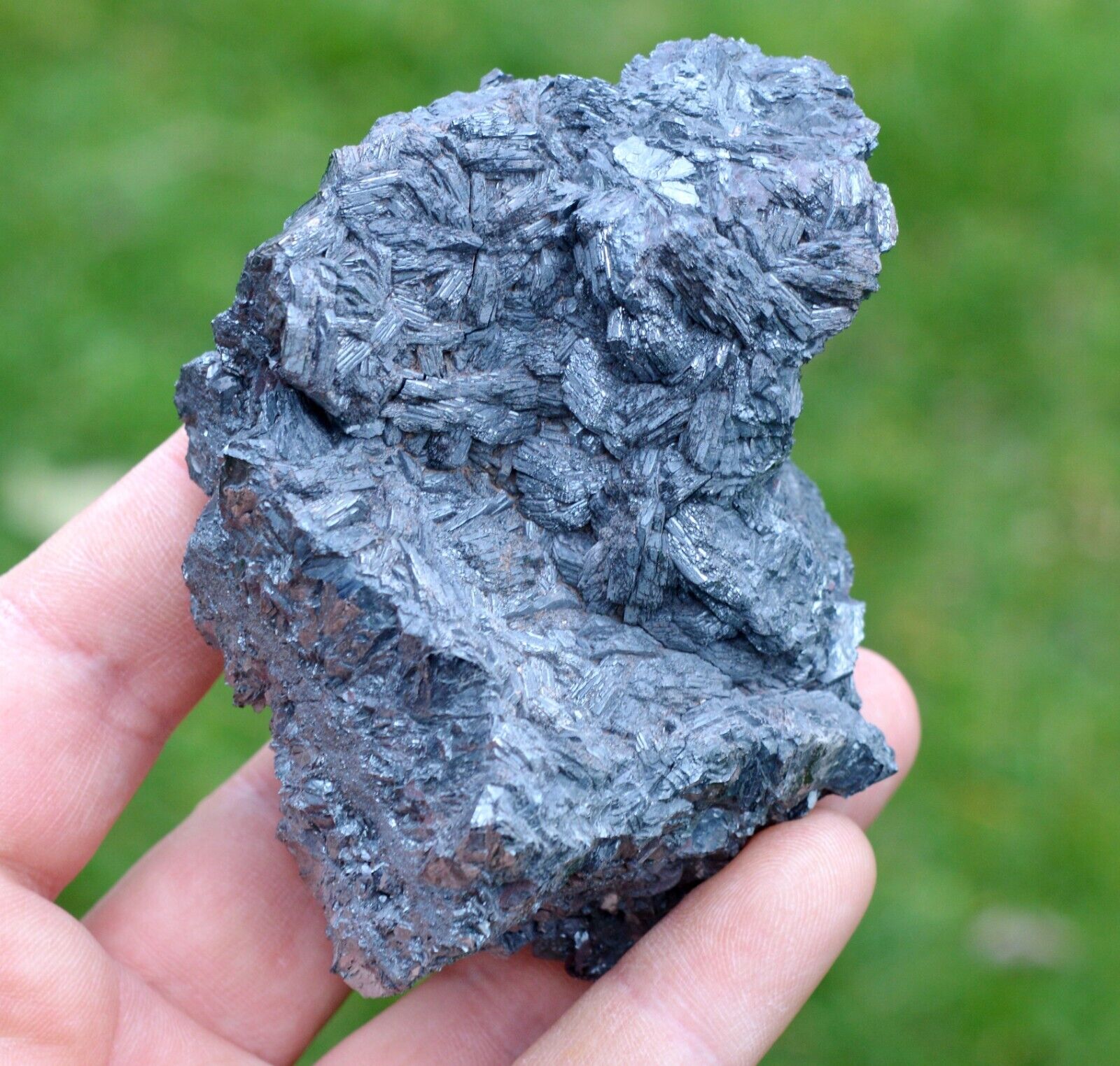 Hematite 655 grams - Le Haycot, Brézouard Massif, Ste Marie-aux-Mines, France