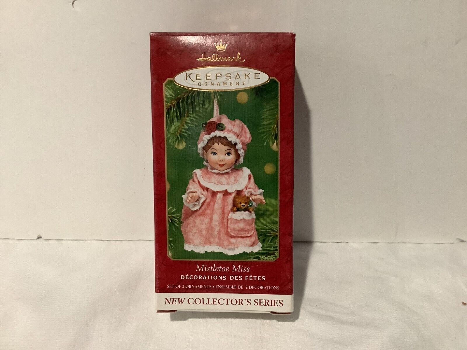 2001 Hallmark Keepsake Ornament Mistletoe Miss