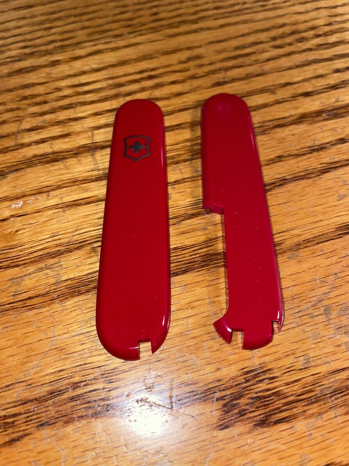 Pre-Owned Victorinox 91mm PLUS HANDLES  2 Piece KIT in RED