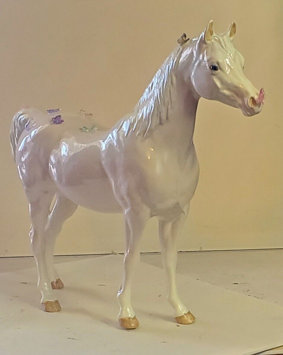 Breyer Cremello Proud Arabian Mare..part Of The Spring NOW Series