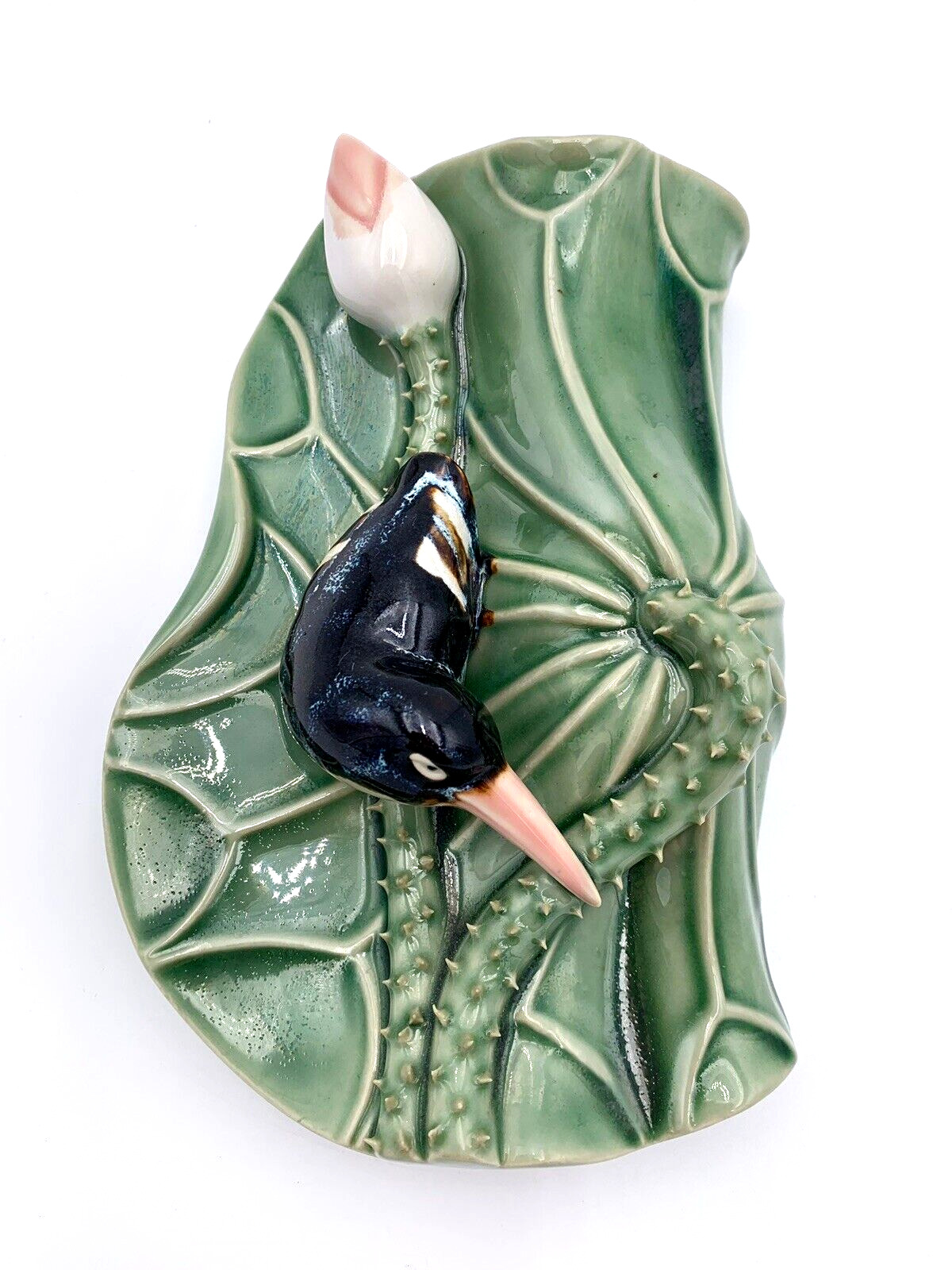 Vintage Majolica-Style Kingfisher Bird on Water Lily Art Pottery Wall Pocket