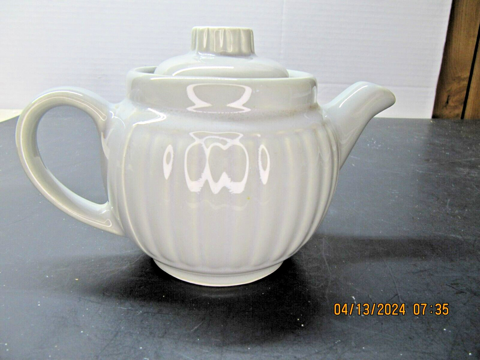 Vintage Teapot Ceyladon/Gray