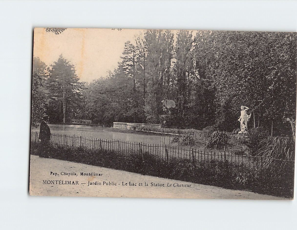Postcard Le Lac et la Statue Le Chasseur, Jardin Public, Montélimar, France