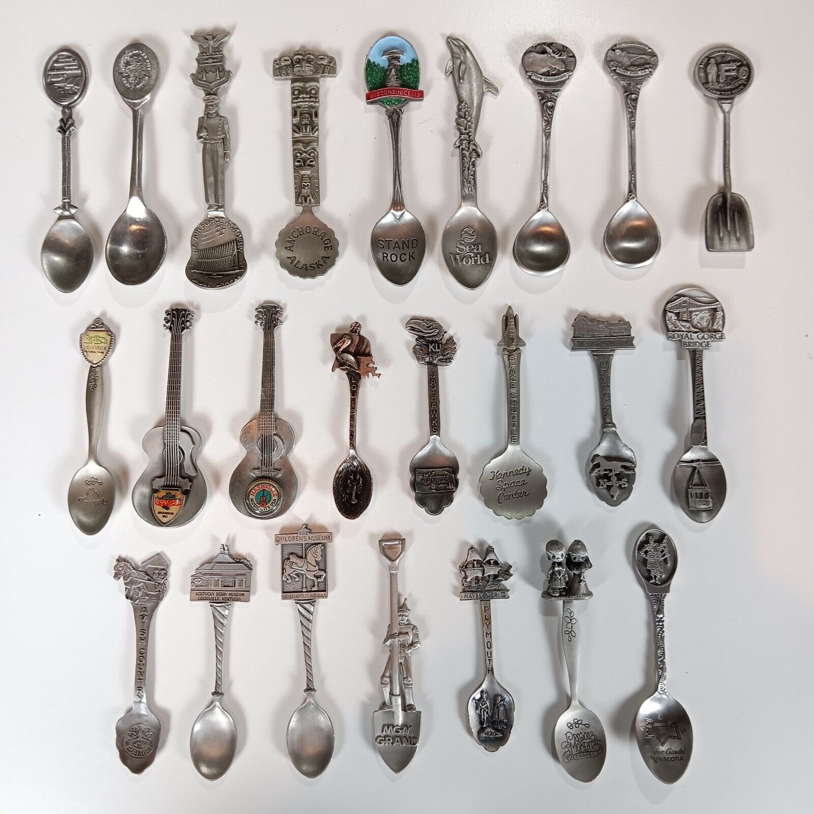 Pewter Souvenir Spoon Lot 24 State City Attractions Precious Moments Parks Decor