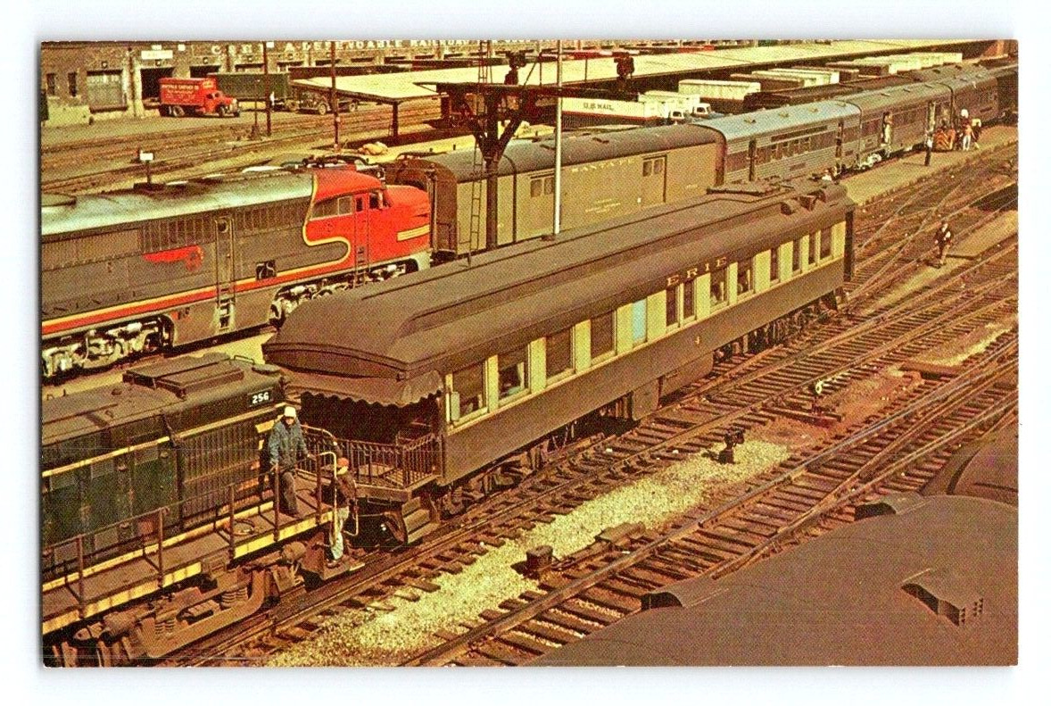 1950\'S. ERIE RAILROAD. NO. 4 TRAIN CAR. POSTCARD HH21