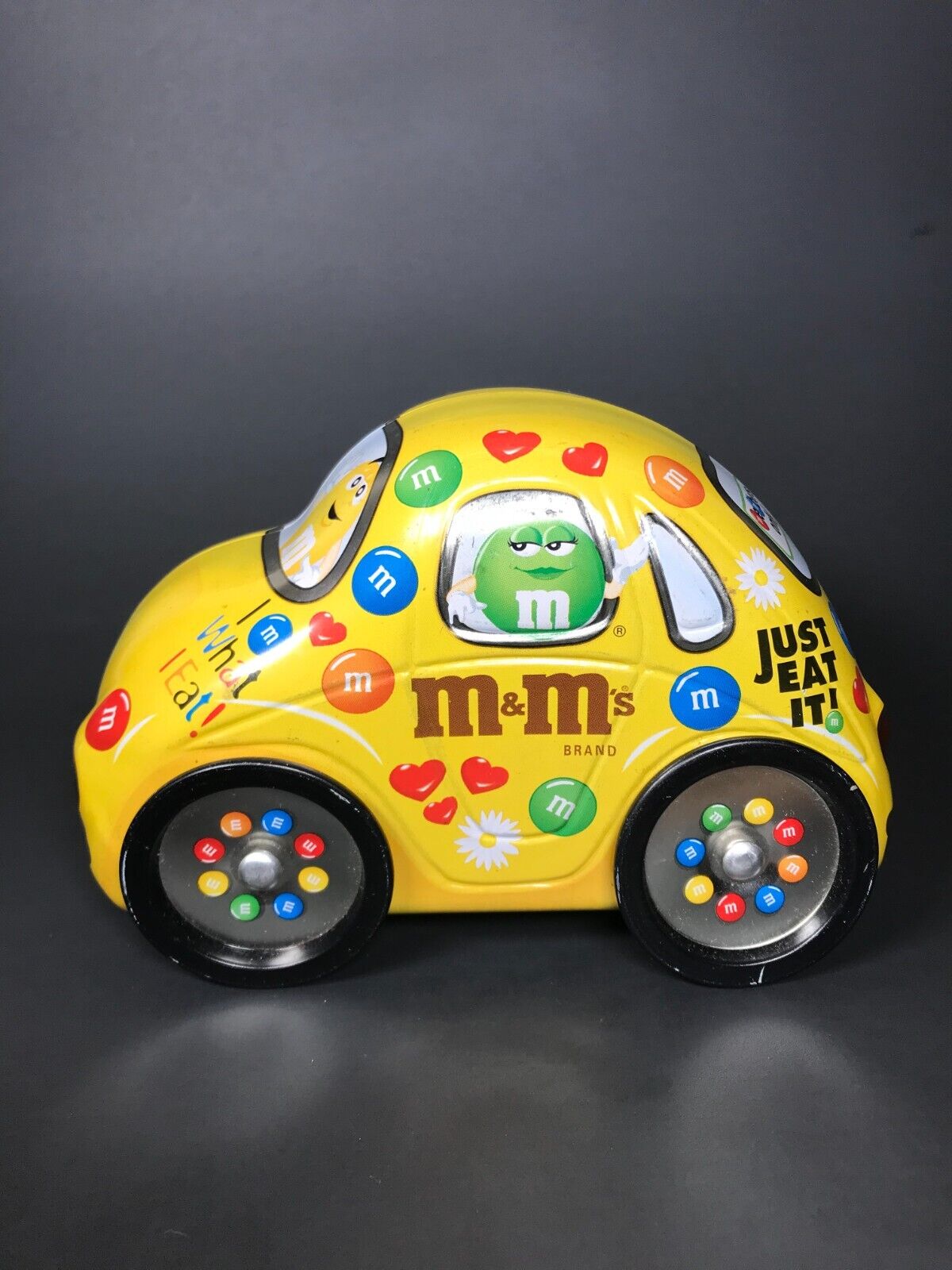 M&M’s Volkswagen VW Beetle Bug Collectible Storage Tin Car Yellow 6\