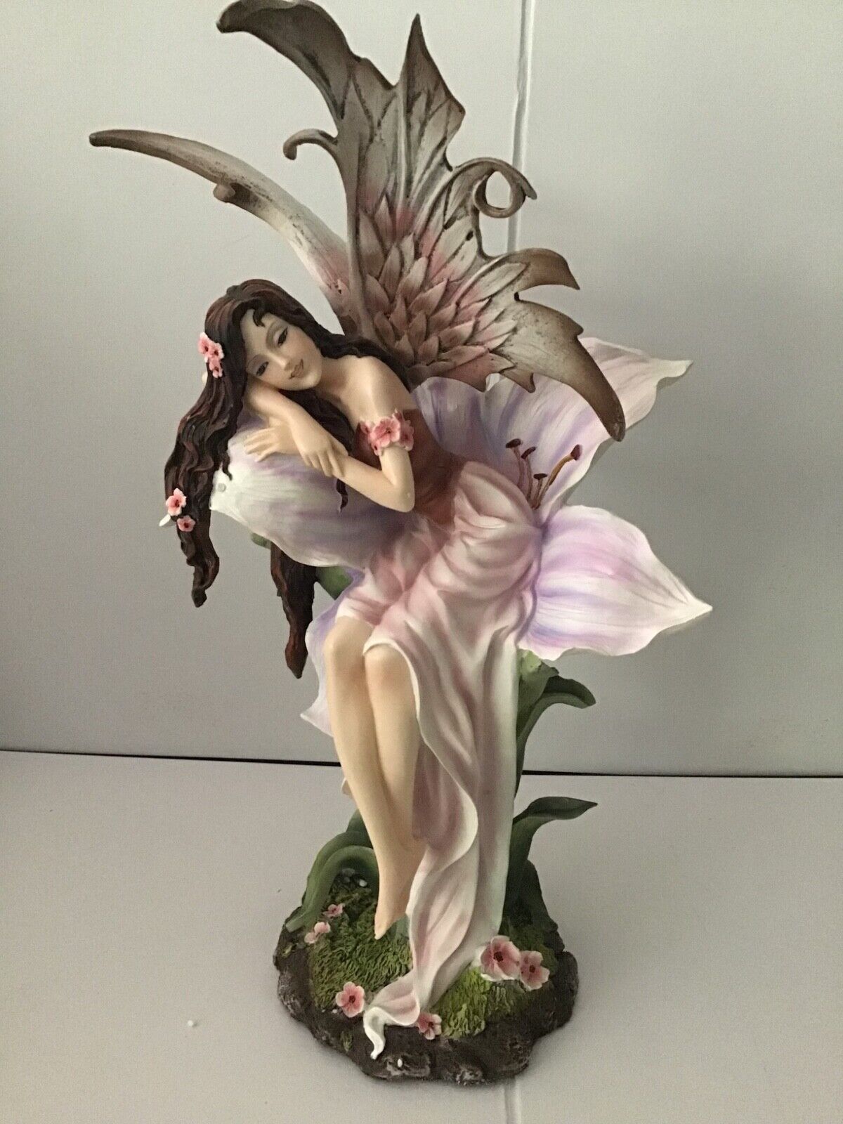 14” Fantasy Fairy sitting on the  Daylily Flower  figurine statues 