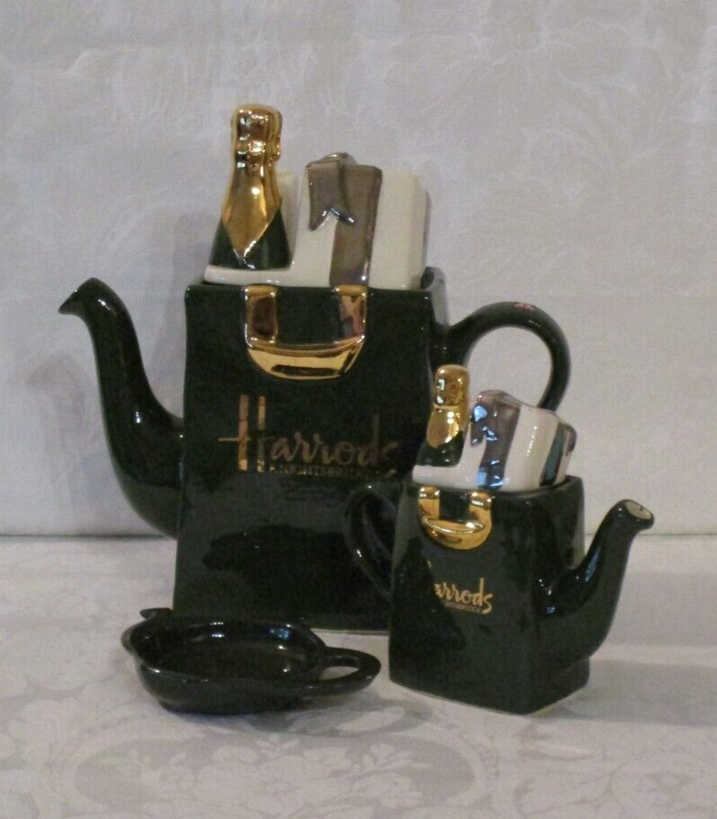 Tony Carter for Harrods teapot and creamer set