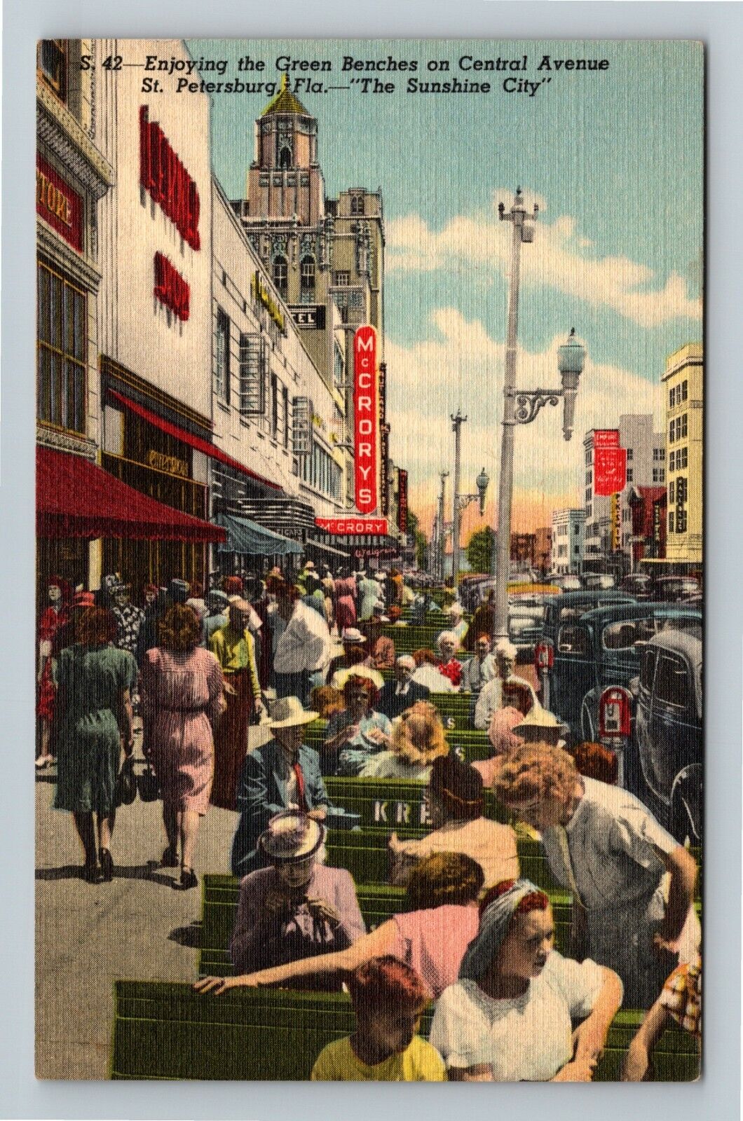 St. Petersburg FL-Florida, Famous Green Benches, Crowds McCrory\'s Linen Postcard