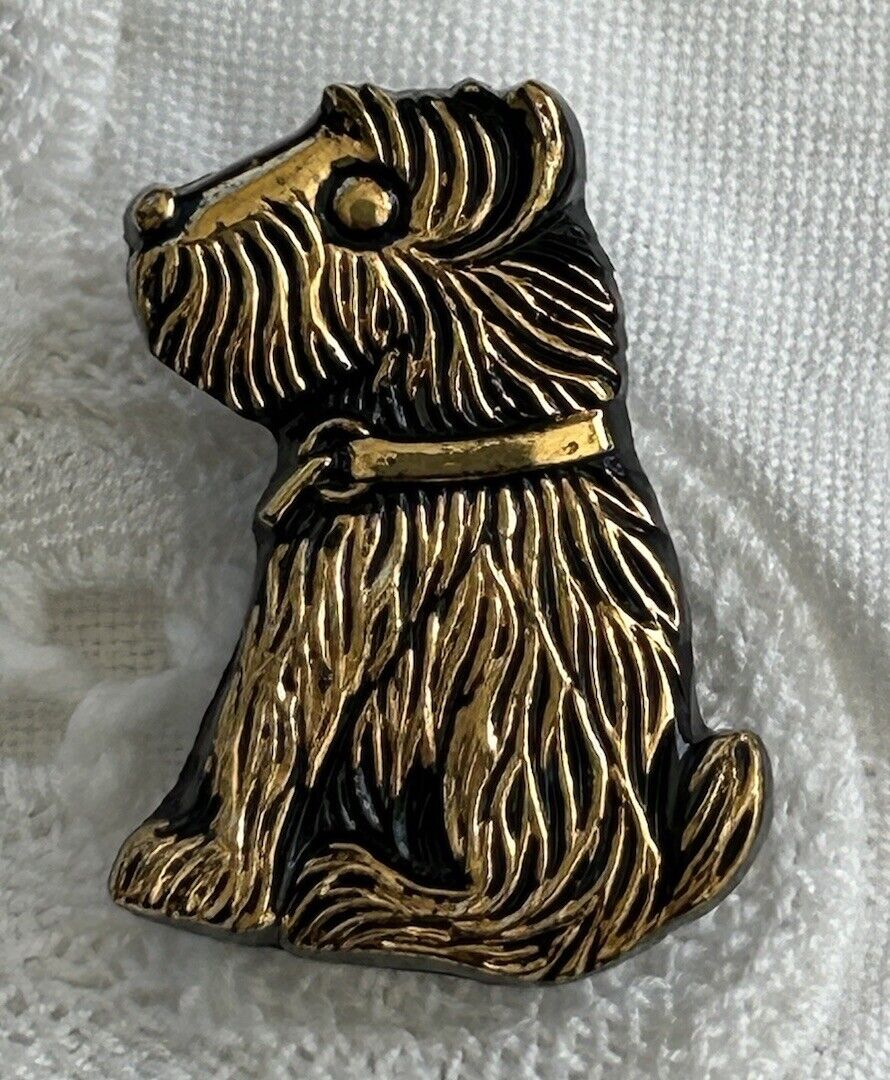 Realistic Black Glass DOG Button. Gold Luster. Czech. 13/16 Inch.