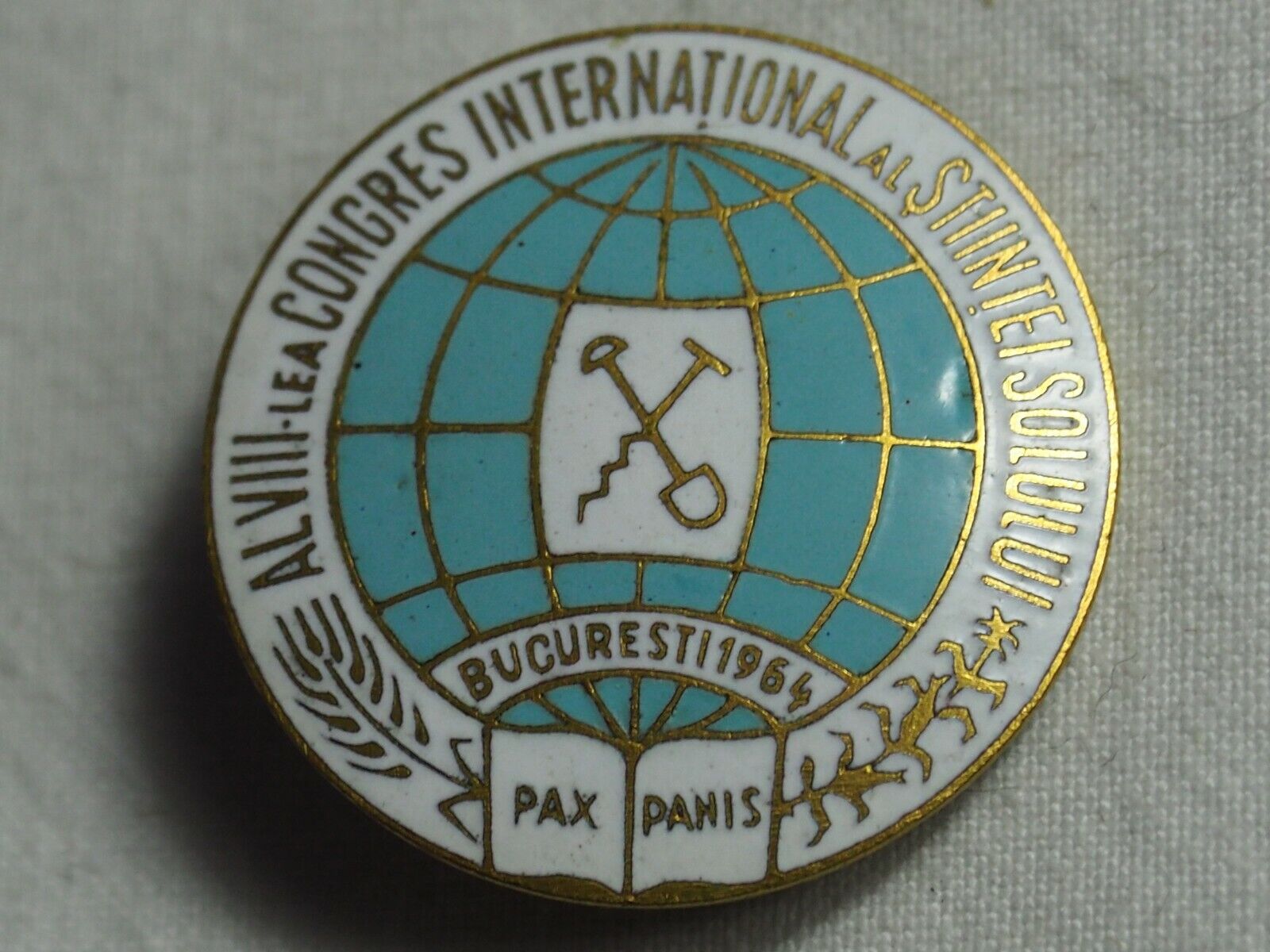 Romania Internacional  Congress Bucharest  1964 geologist enameled badge 