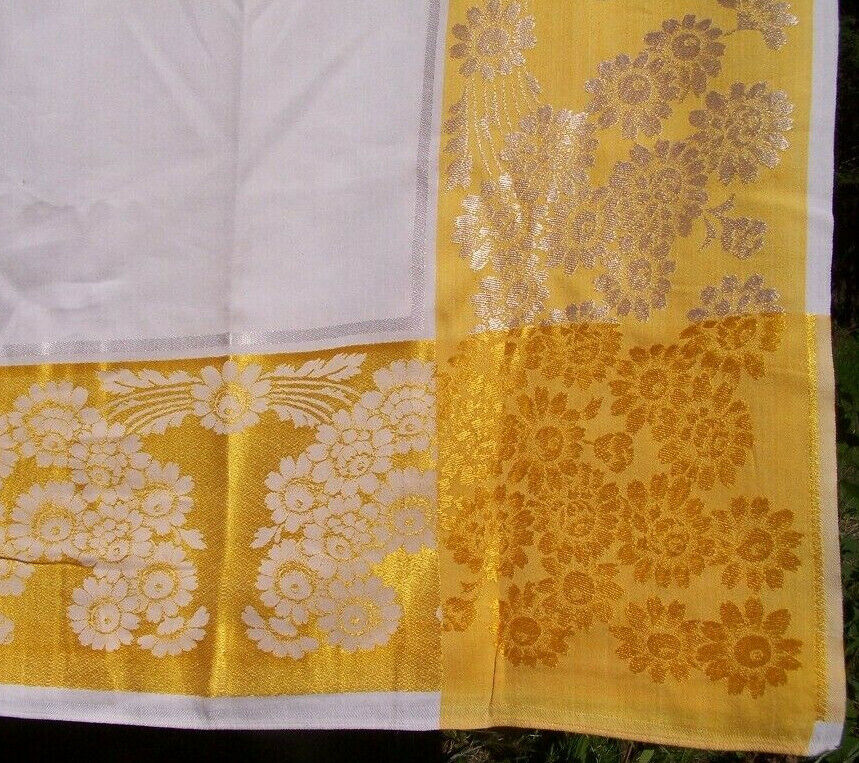 Vintage Gold & White Banquet Tablecloth w 4 Napkins/Floral Damask/100x58 Cutter
