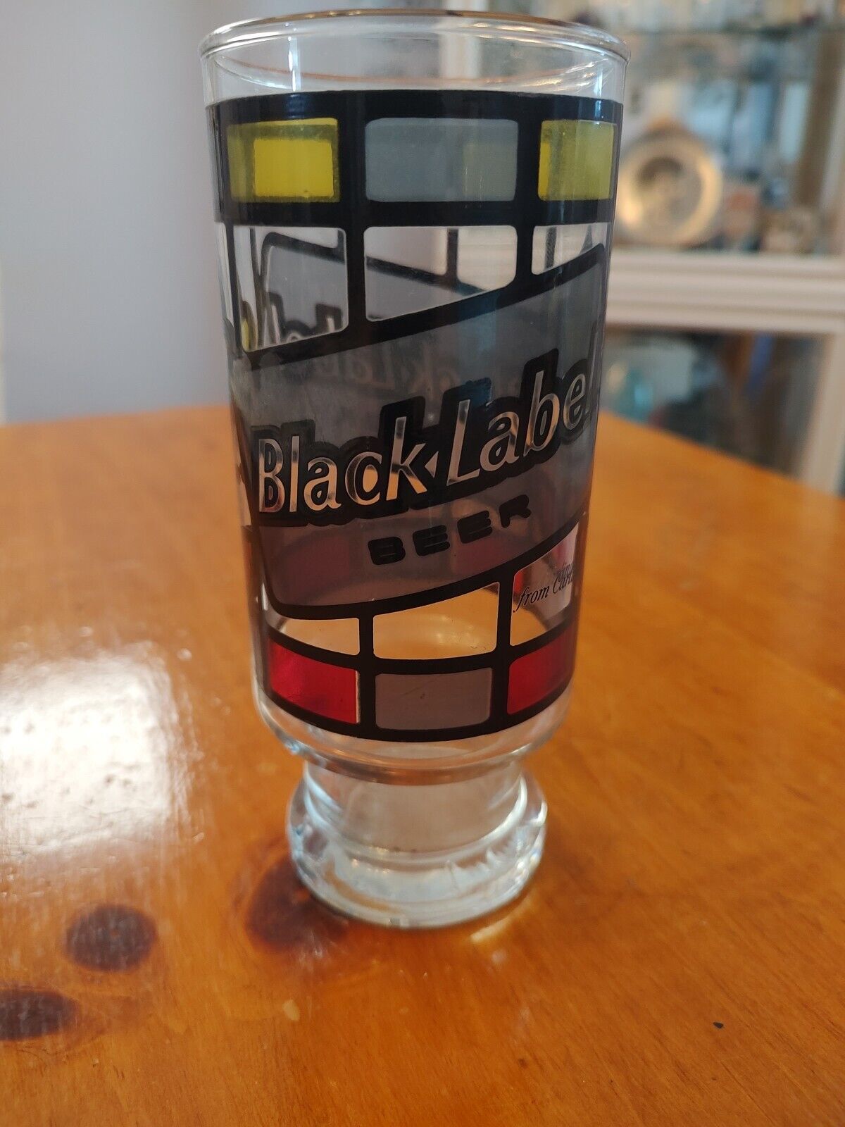 Vintage 1970’s Anchor Hocking Black Label Beer Stained Glass Style Beer Glass