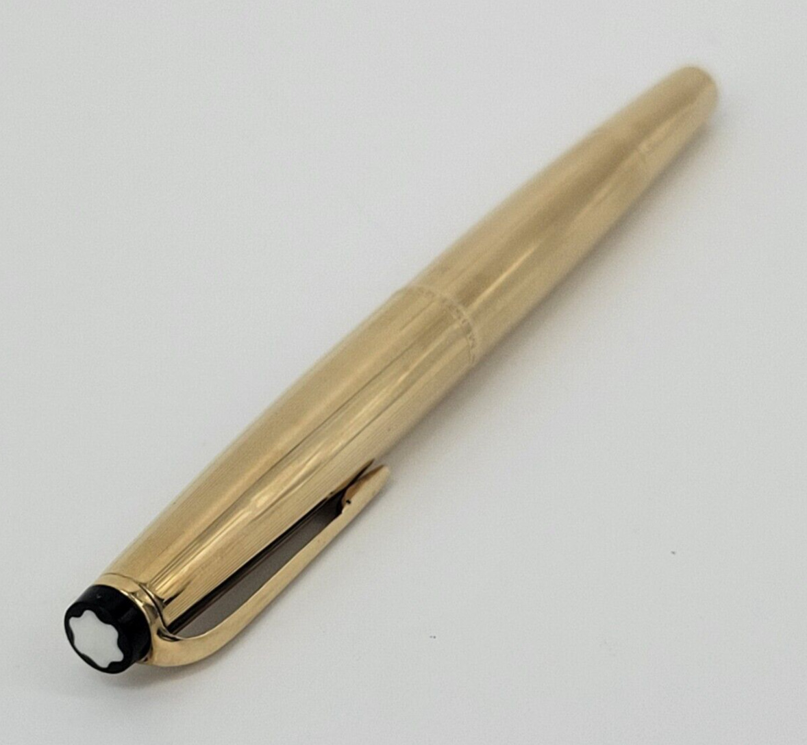Montblanc Gold Fountain Pen Meisterstuck No.82 Germany: Ships Free in US (22606)