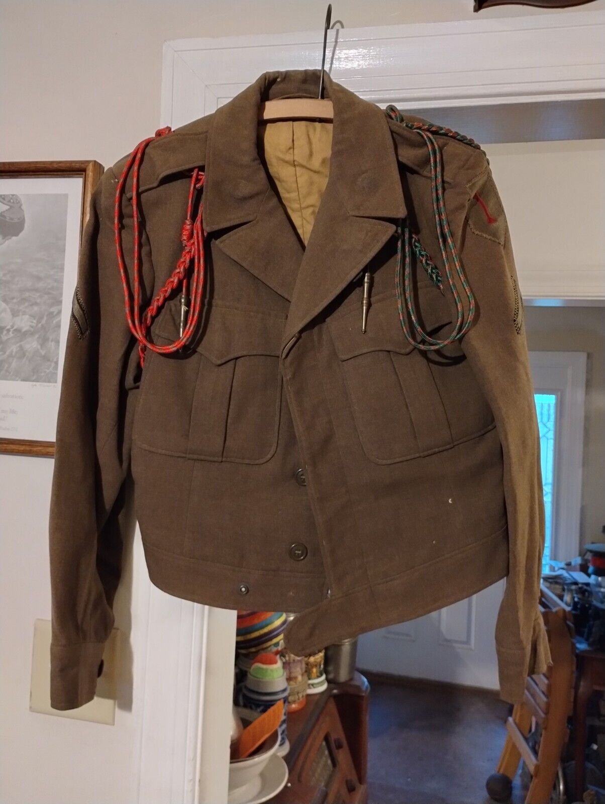 WW2 US Army Ike Jacket 1st Infantry Division, Big Red One, 38R, Discharge Papers