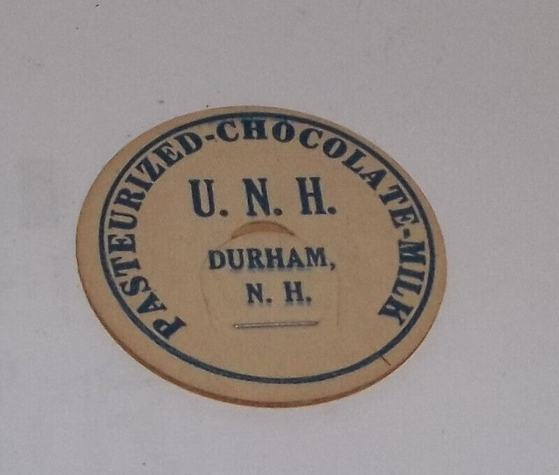 University Of New Hampshire U. N. H.  Durham N. H. Unused Chocolate Milk Cap