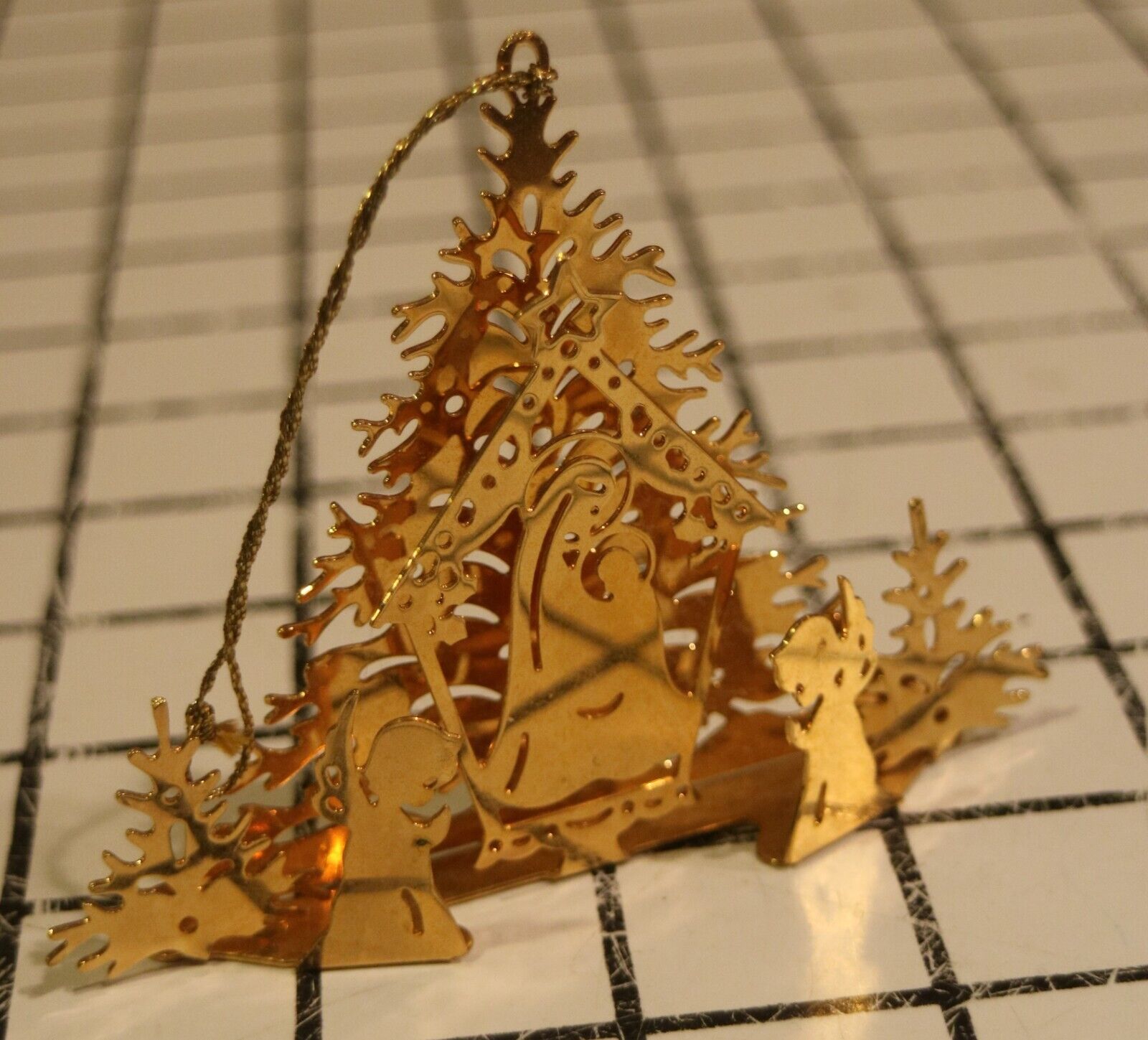Danbury Mint 1985 Gold plated Christmas Ornament - AWAY IN A MANGER