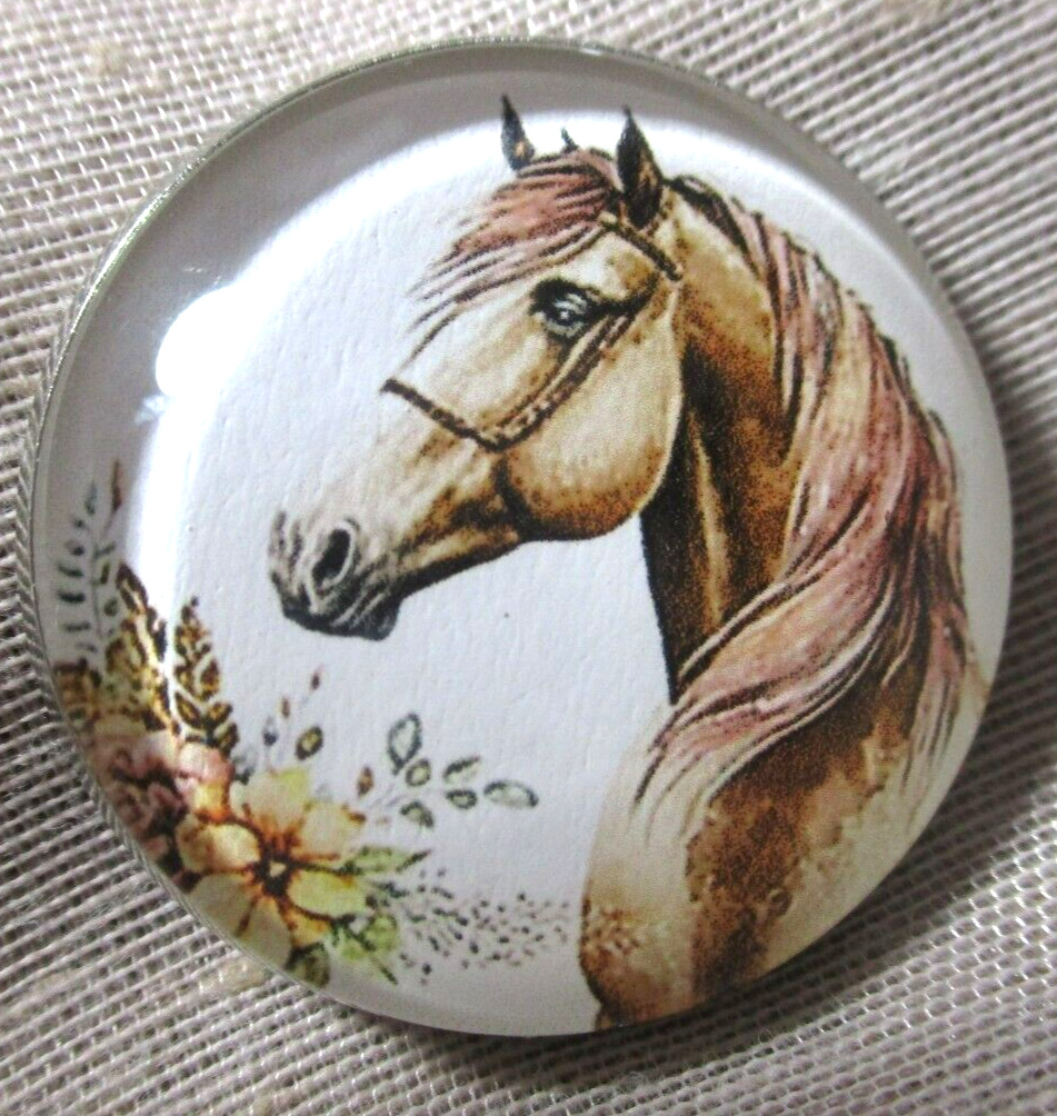 NEW LRG GLASS DOME PICTURE BUTTON - BROWN BOHO HORSE #2 W FLOWERS    30mm