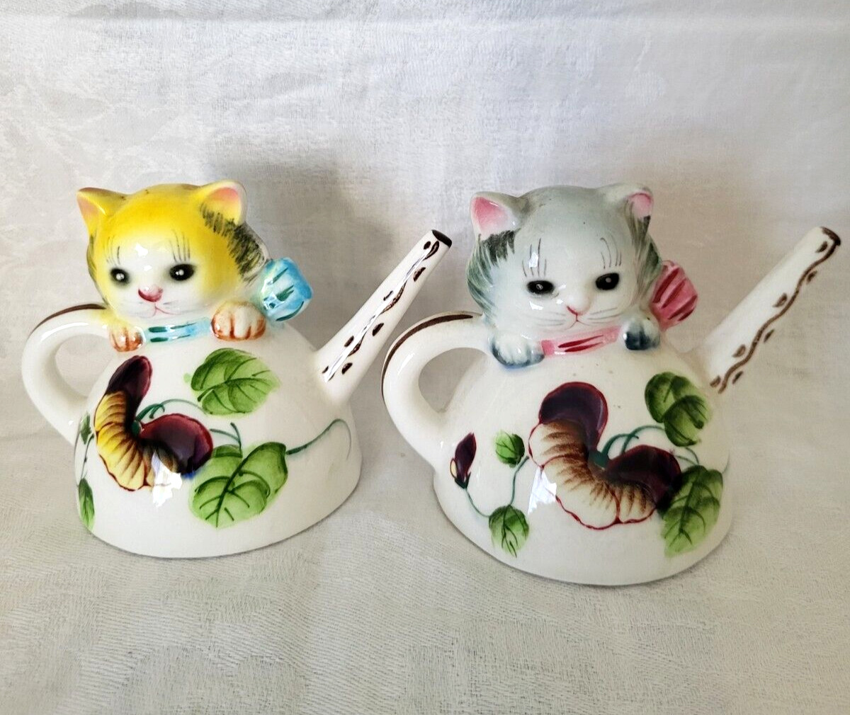 Vintage Norcrest kittens in watering can/teapot salt & pepper shaker cottagecore