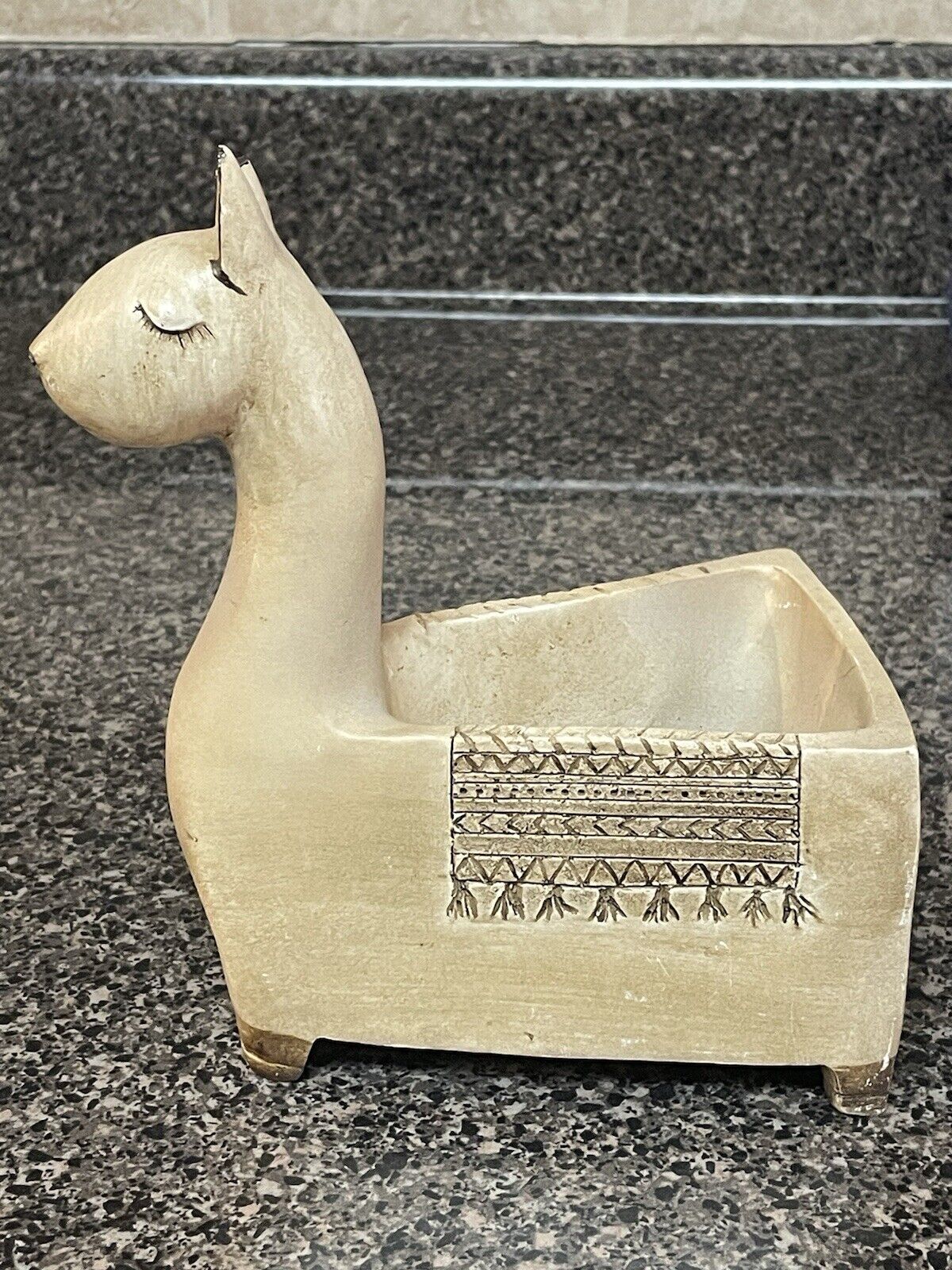 Ceramic Llama/Alpaca Pottery Planter Trinket Dish Flowerpot Tabletop Decor READ