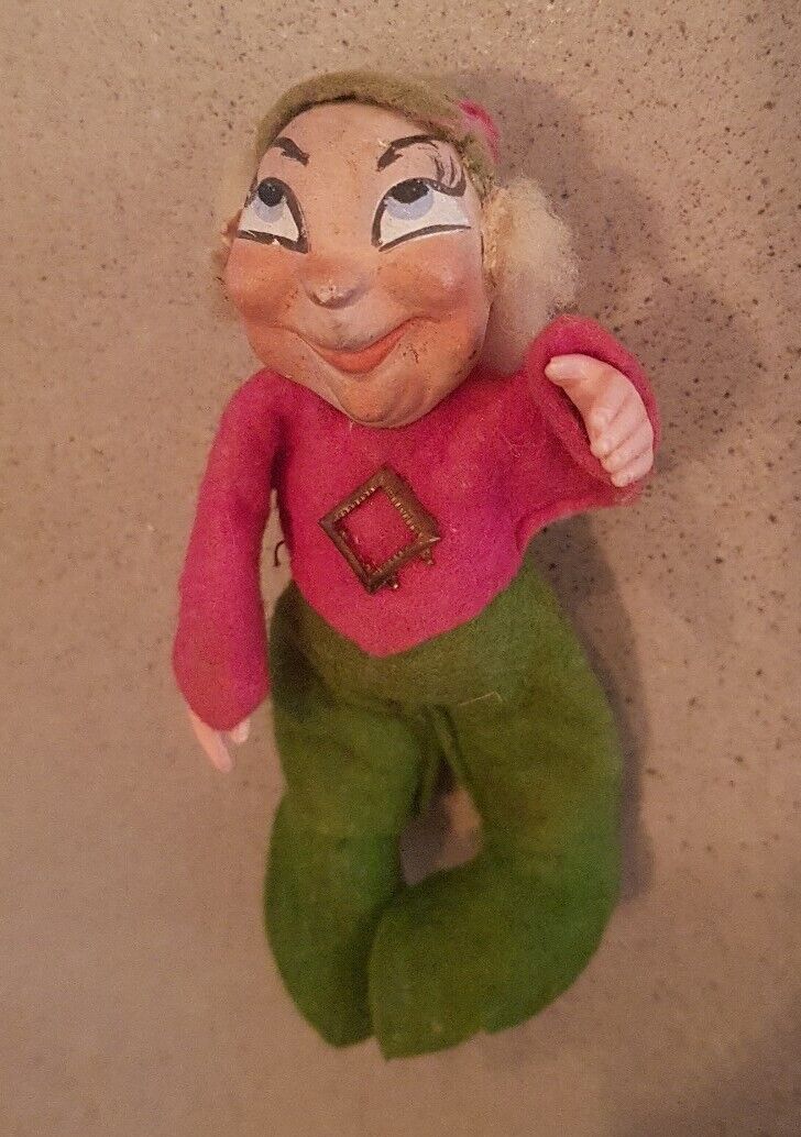 Snow White and The seven Dwarfs Xmas Elf figure Troll Gnome Old Man Vintage Doll