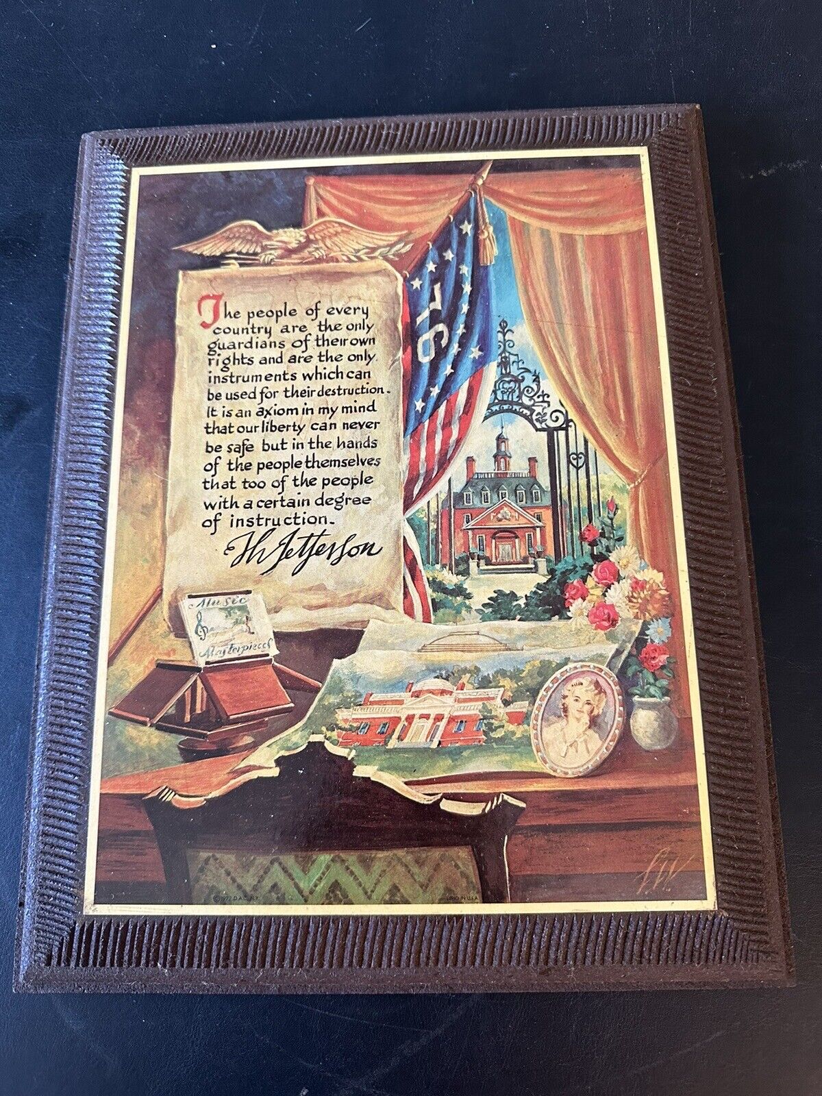Vintage Patriotic Plymouth 1620 Mayflower Compact Wall Plaque
