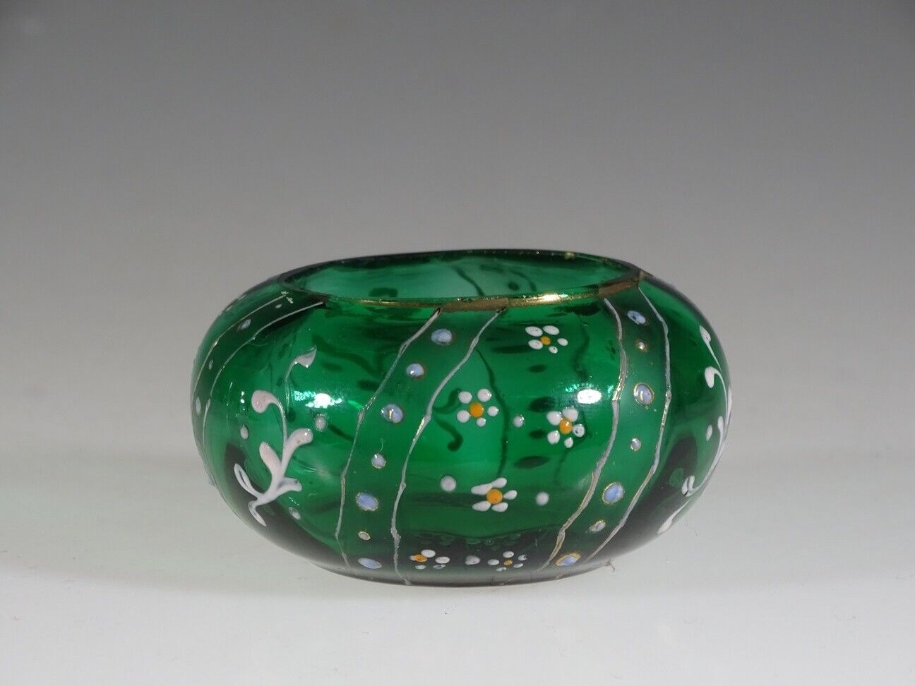 Victorian Czech Glass Emerald Green Round Hand Painted Salt Dip c.1890