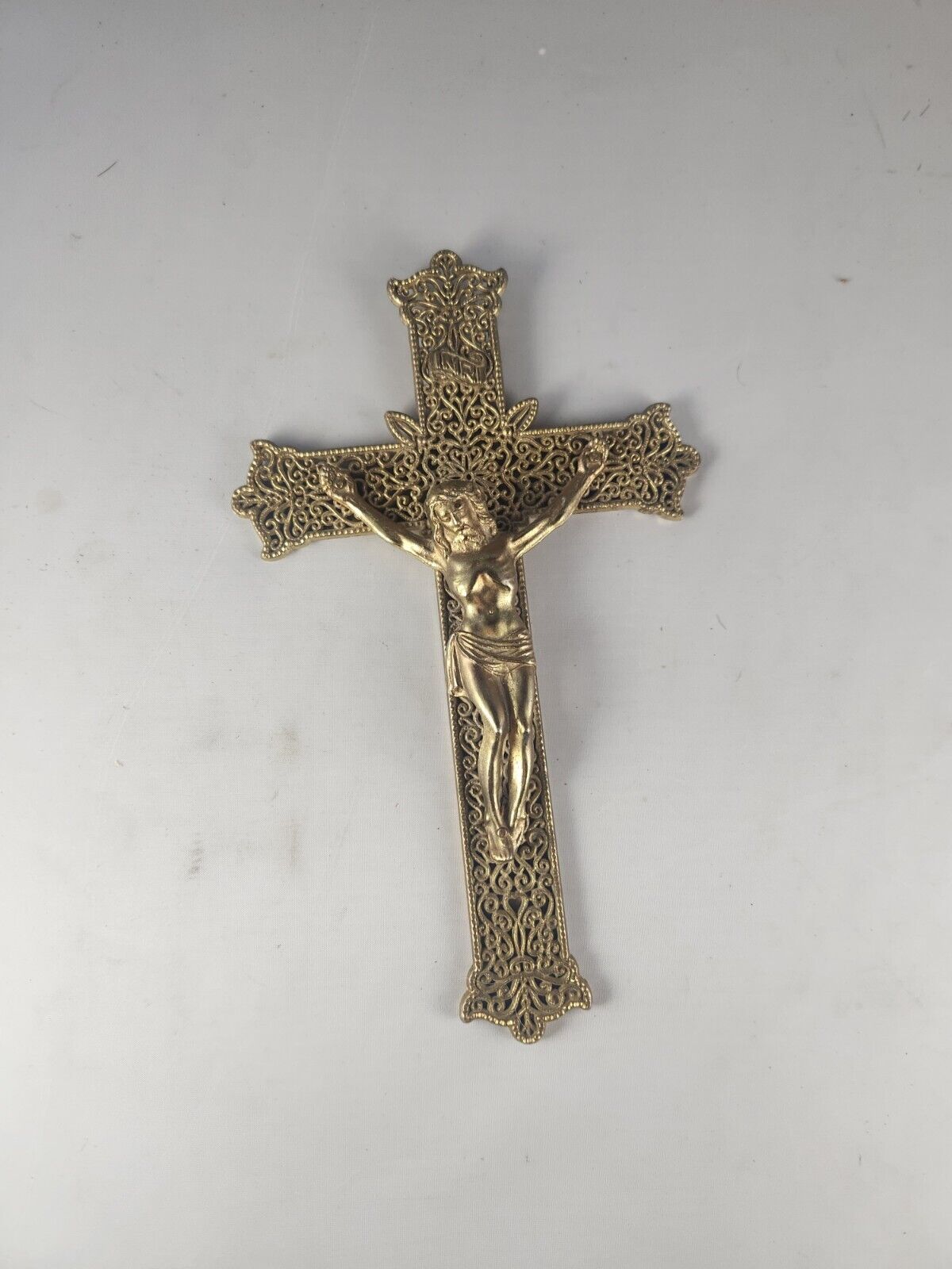 Vintage Gold Tone Metal Crucifix Wall Hanging Ornate 8.5\