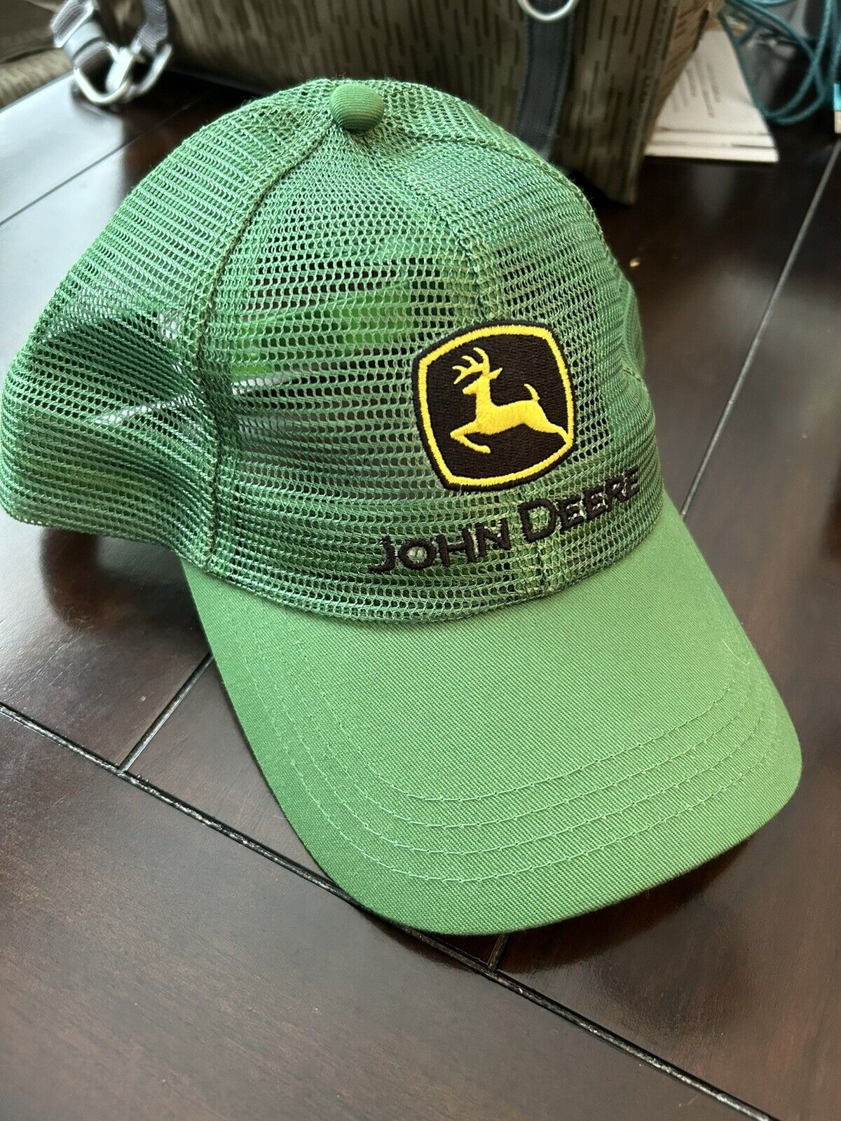 Vintage John Deere Mesh Green Embroidered Trucker Hat Adjustable Patch Cap VGC