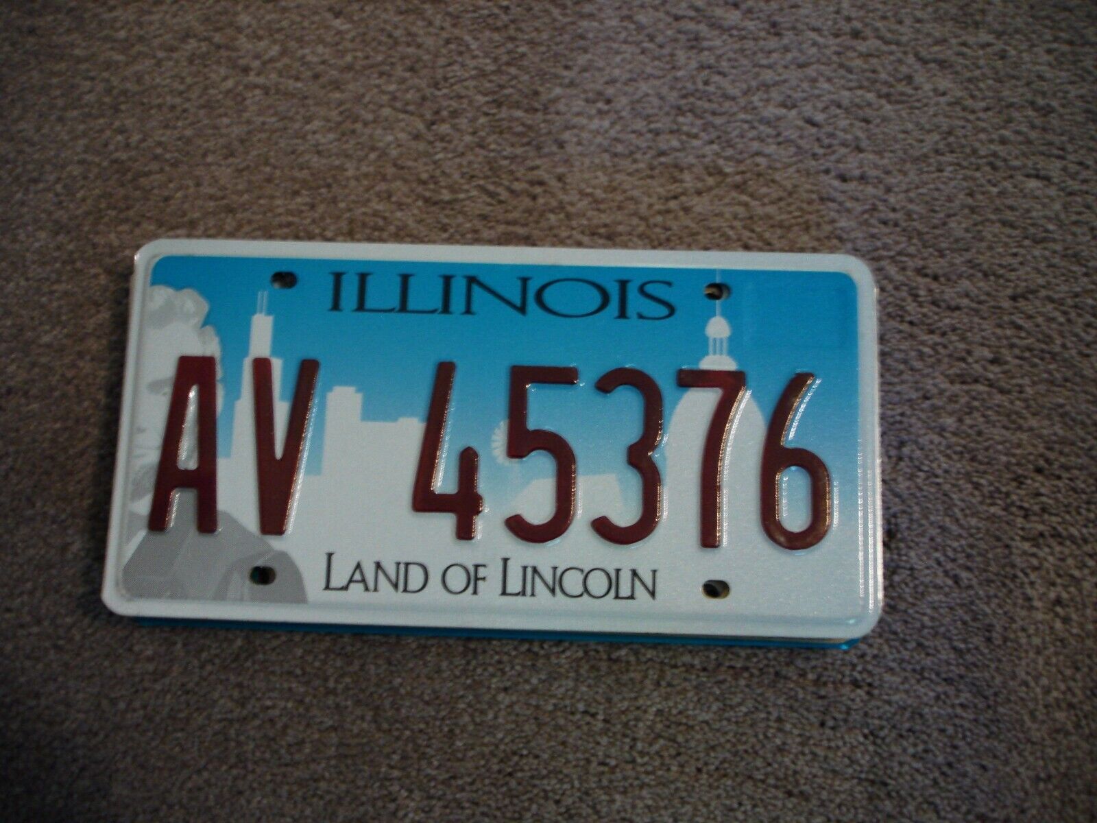 ILLINOIS LAND OF LINCOLN     LICENSE PLATE BUY ALL STATES HERE 
