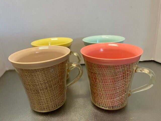 Vintage Lot Of 4 Unbranded Pastel Insulated Coffee Mugs Cups Woven Straw Style