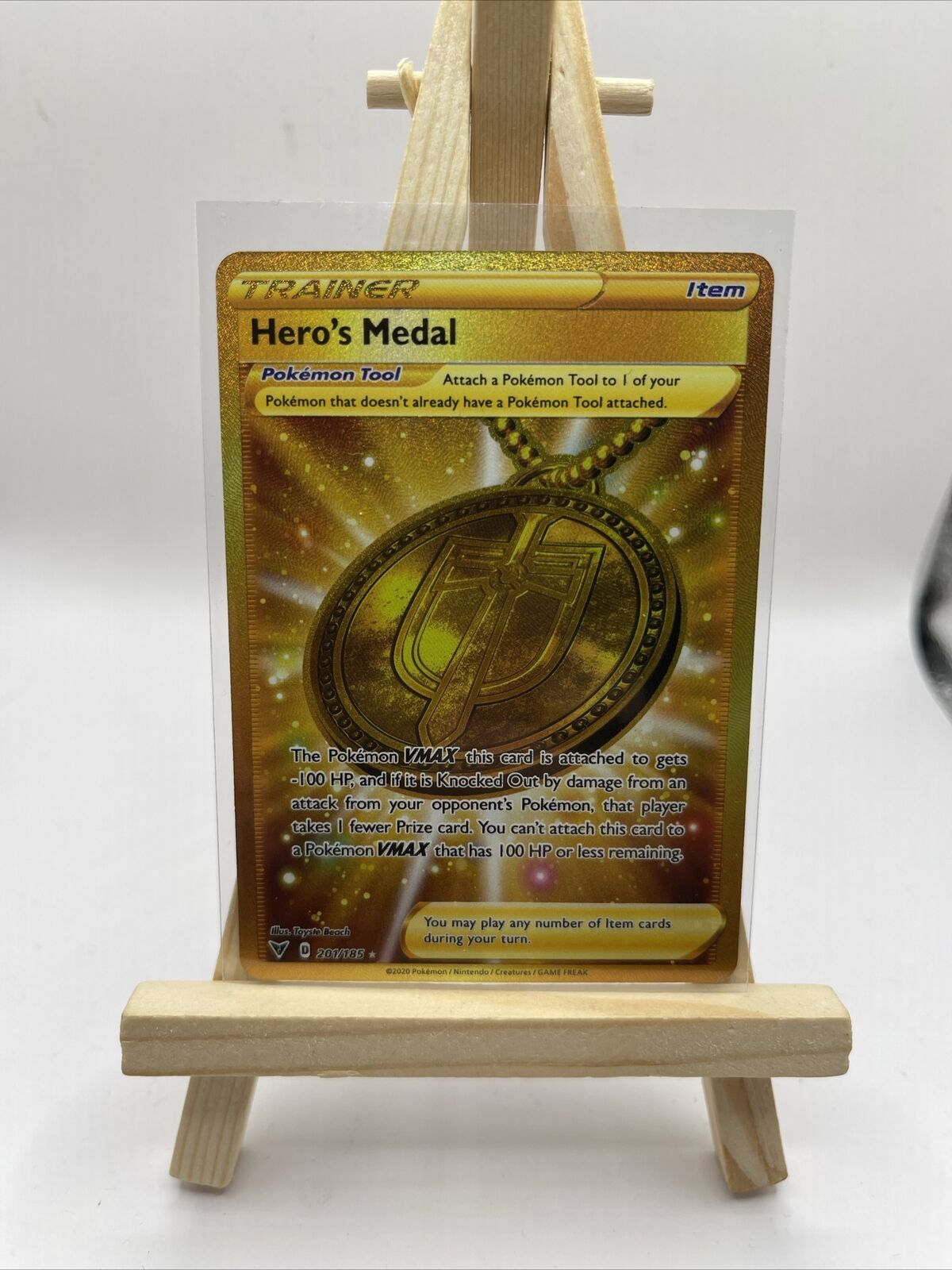 Pokemon Hero's Medal Gold 201/185 English